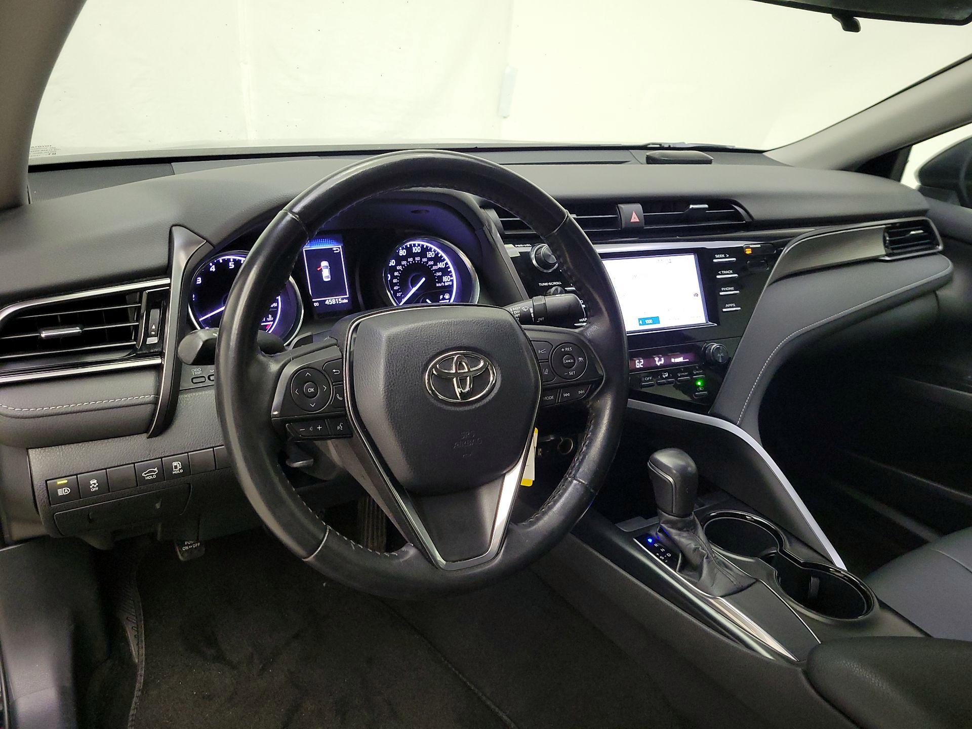 Thumbnail: 2019 Toyota Camry - 9