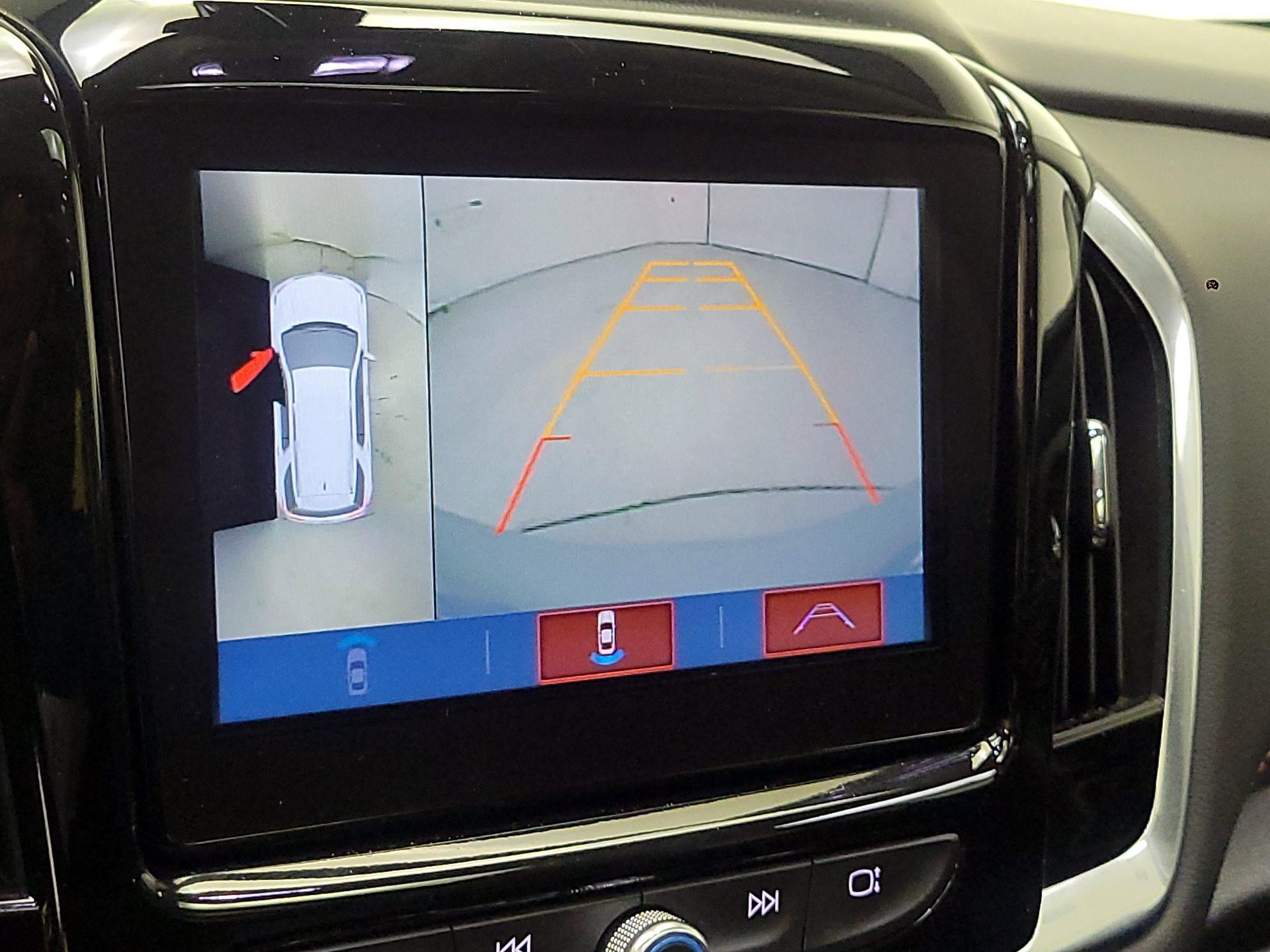 Thumbnail: 2019 Chevrolet Traverse - 15