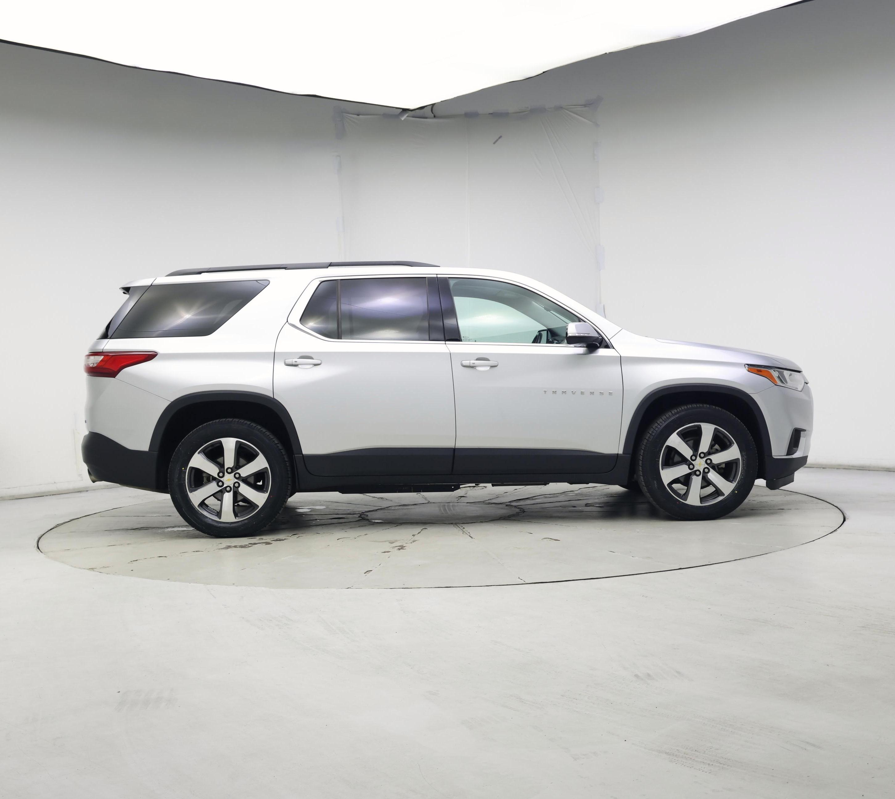 Thumbnail: 2019 Chevrolet Traverse - 7