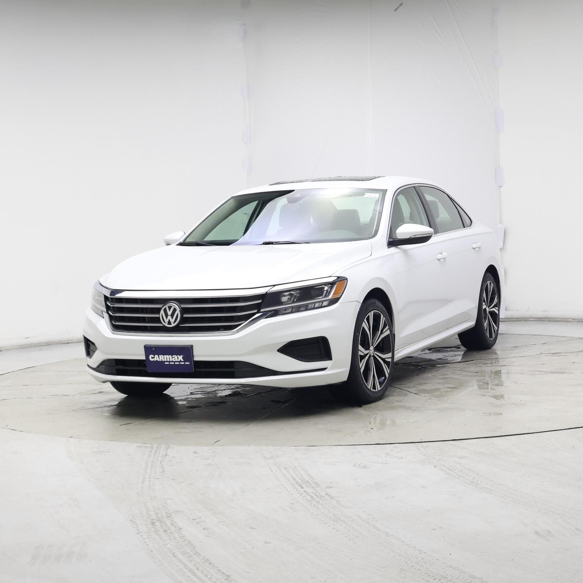 Thumbnail: 2022 Volkswagen Passat - 4