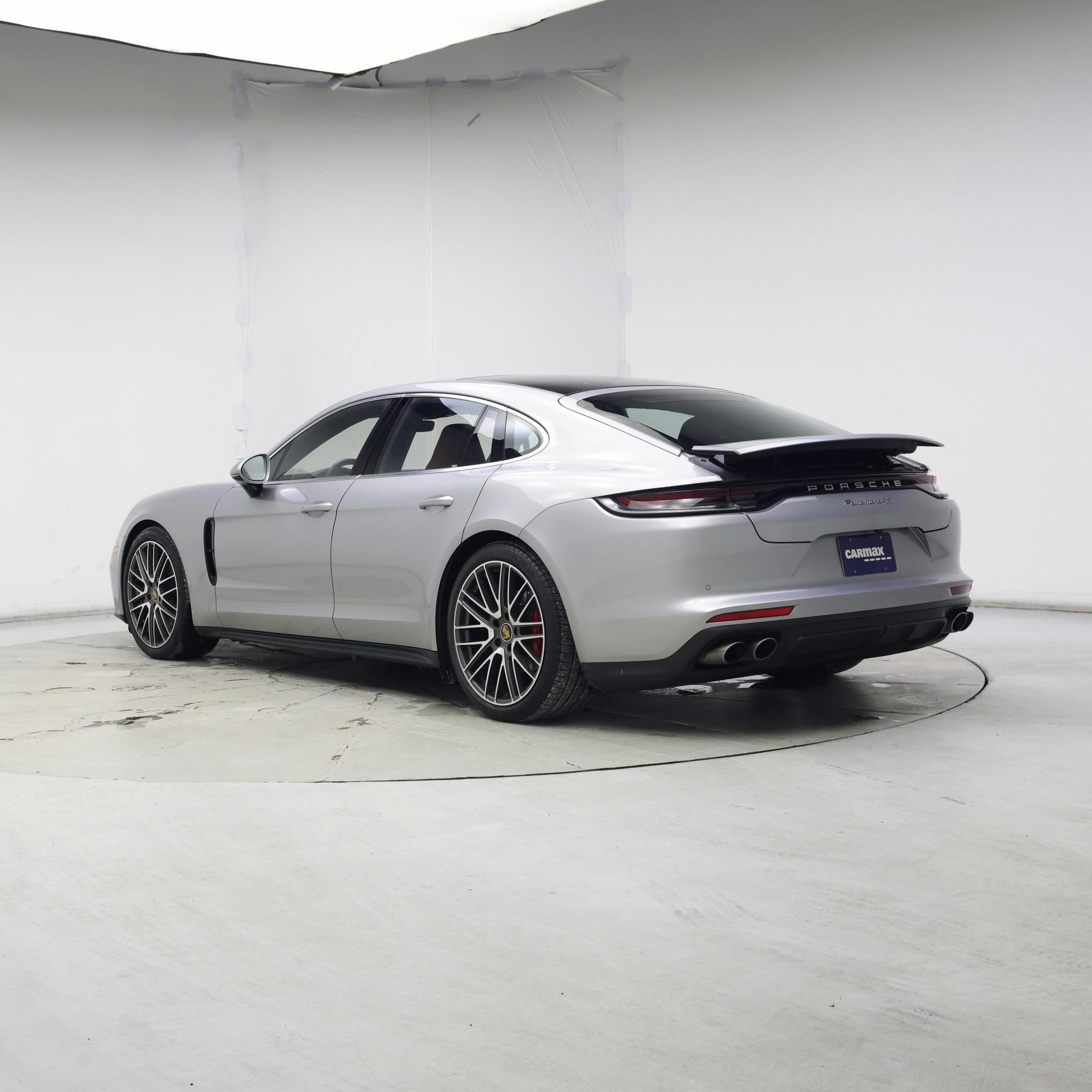 Thumbnail: 2023 Porsche Panamera - 2