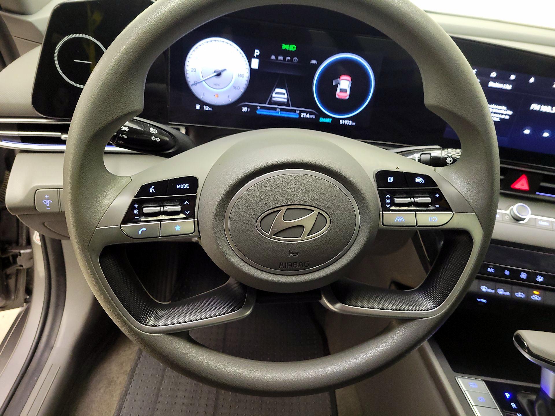 Thumbnail: 2024 Hyundai Elantra - 10