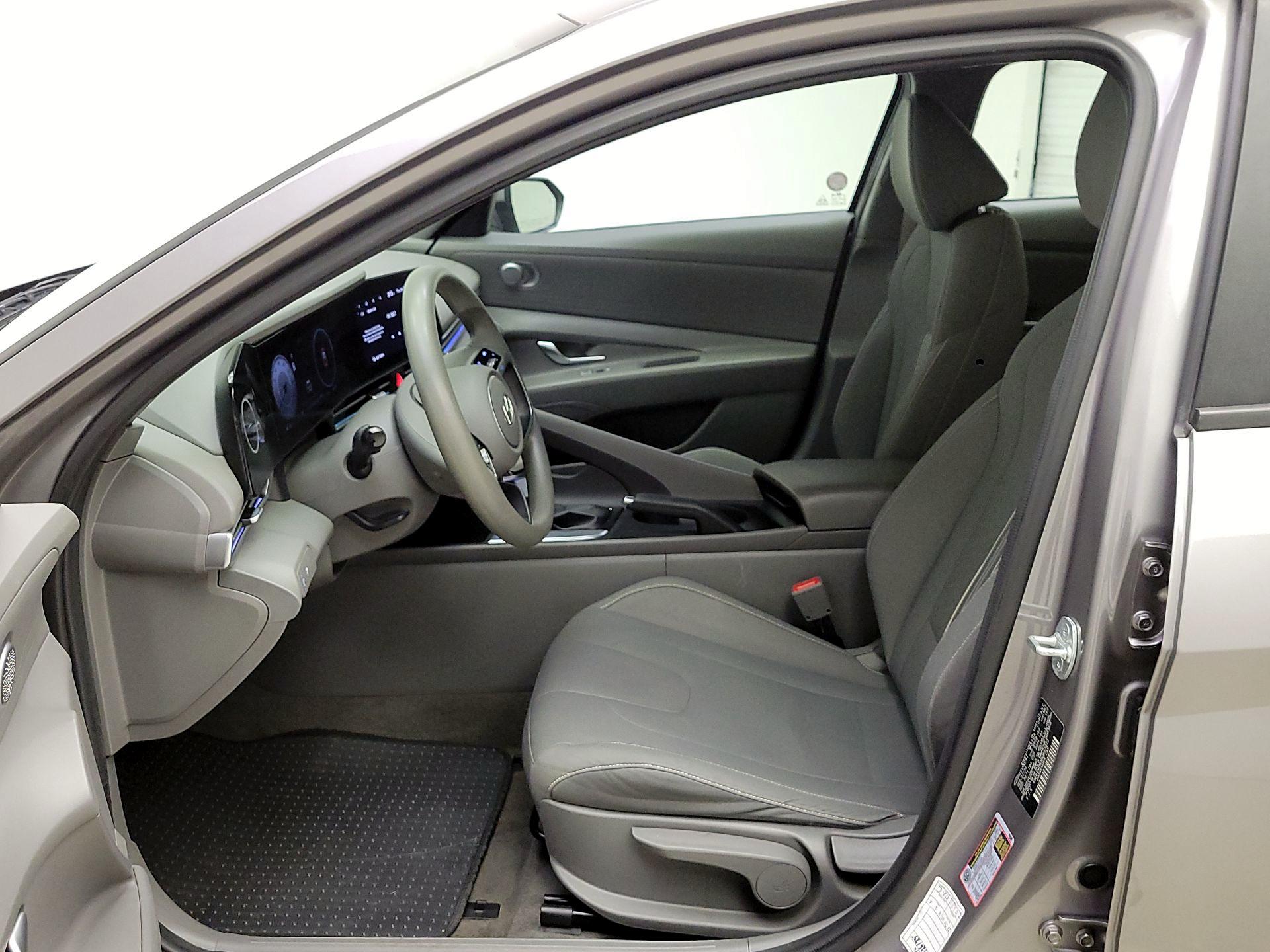 Thumbnail: 2024 Hyundai Elantra - 11