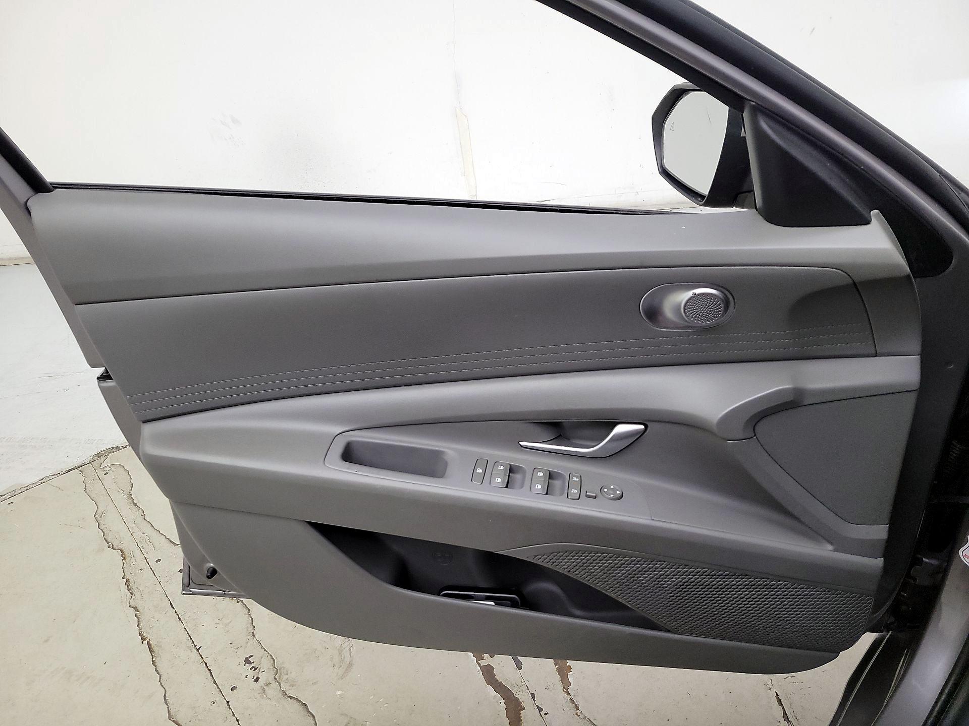 Thumbnail: 2024 Hyundai Elantra - 12