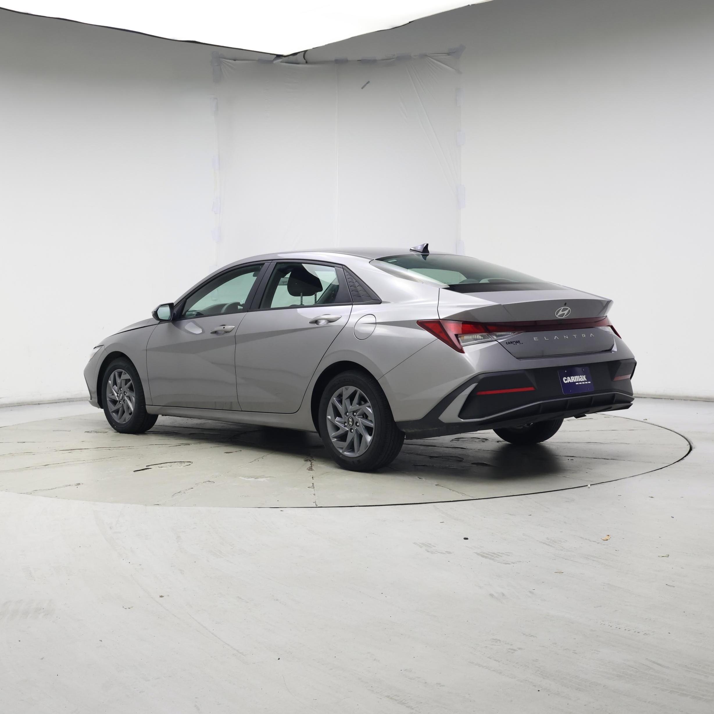 Thumbnail: 2024 Hyundai Elantra - 2