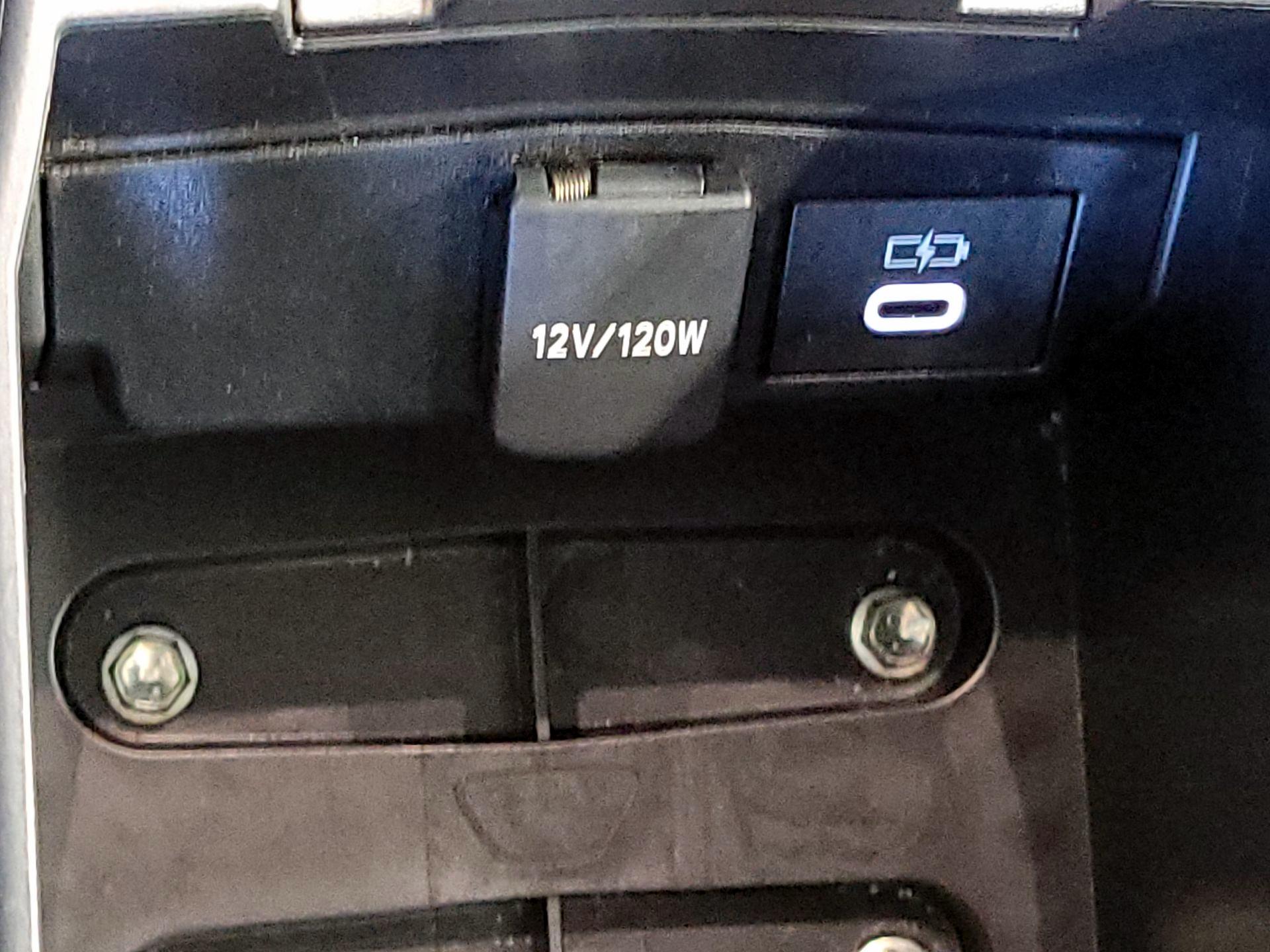 Thumbnail: 2024 Toyota Corolla - 18