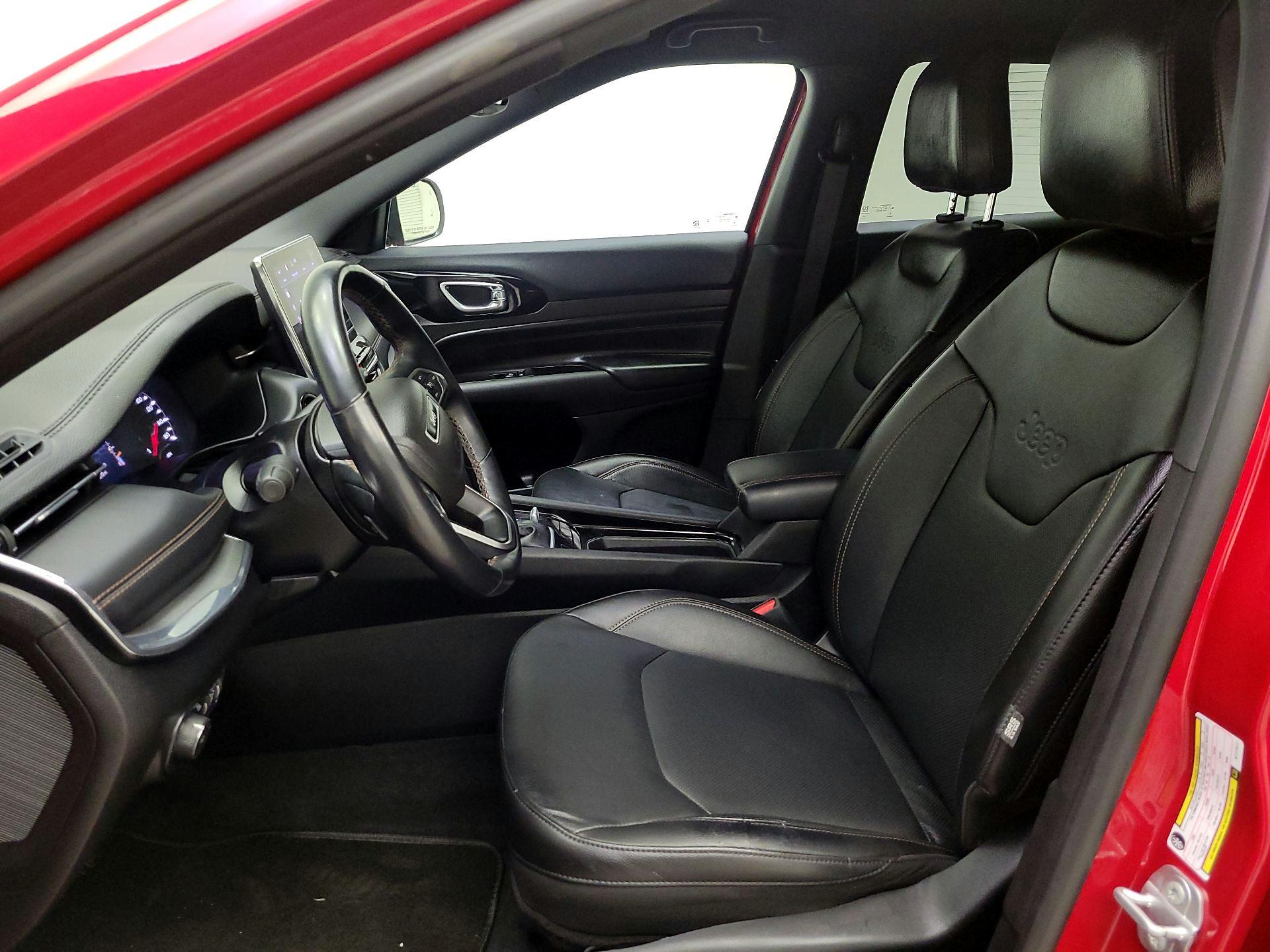 Thumbnail: 2022 Jeep Compass - 11