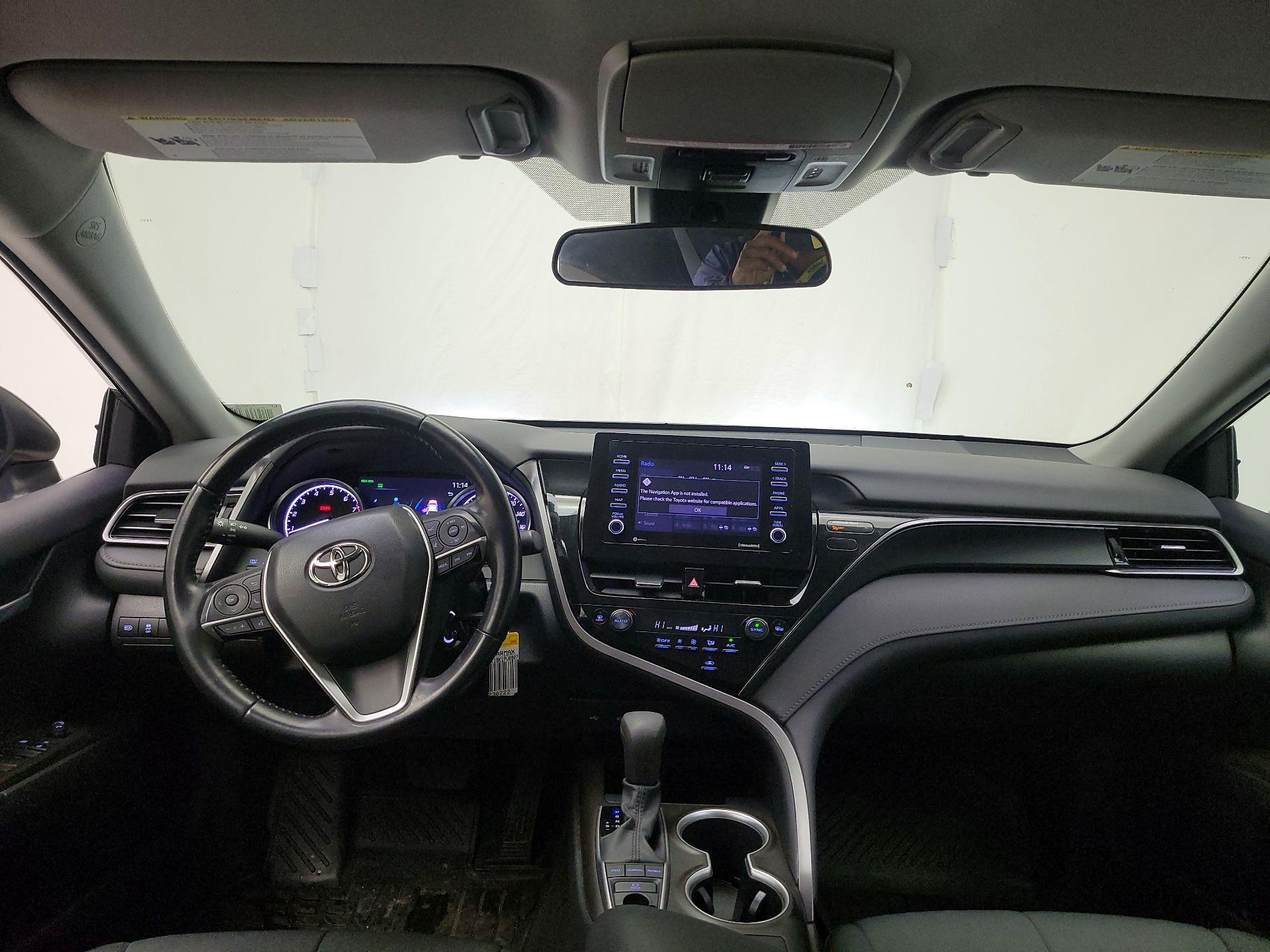 Thumbnail: 2023 Toyota Camry - 9