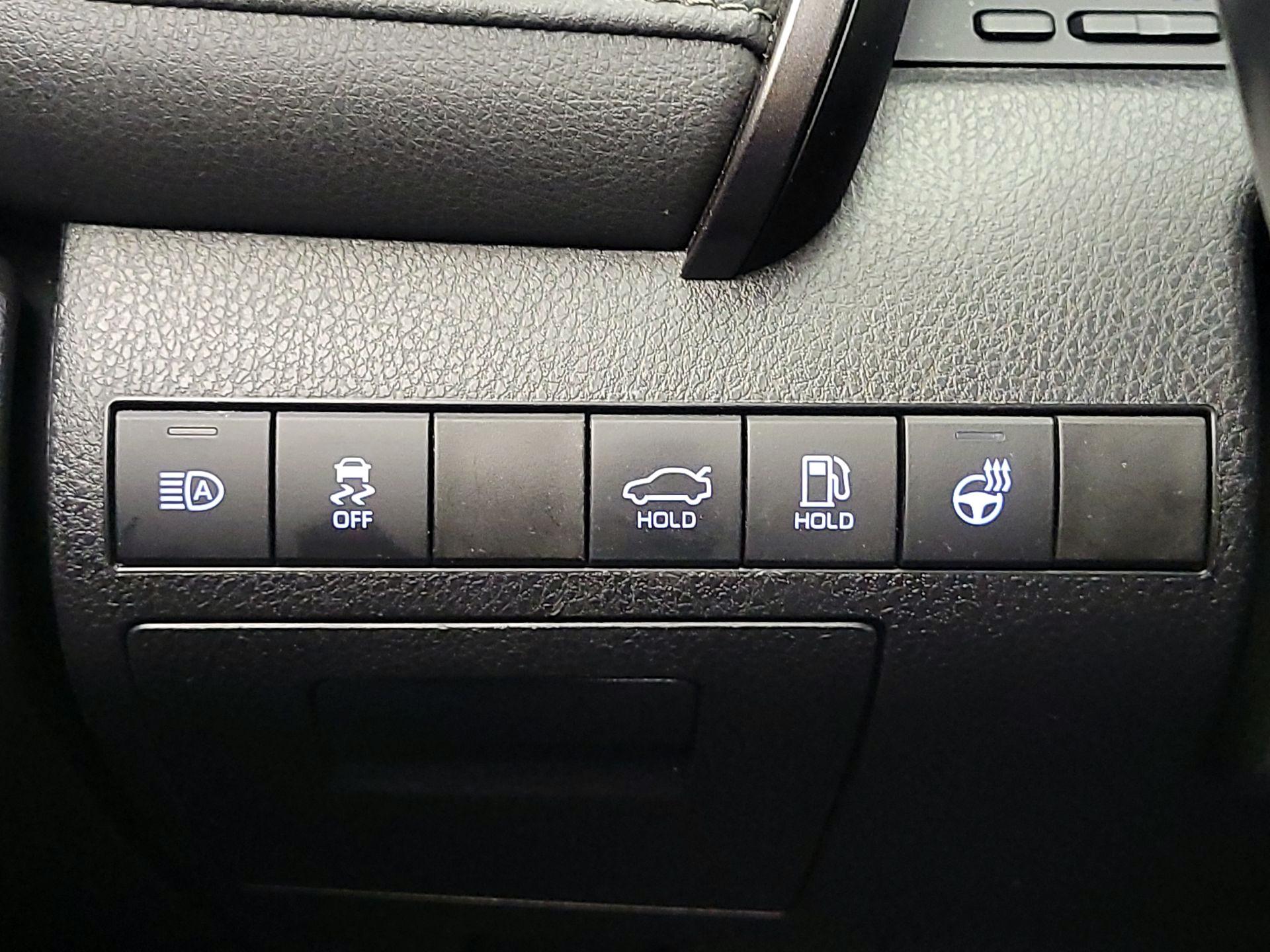 Thumbnail: 2023 Toyota Camry - 13