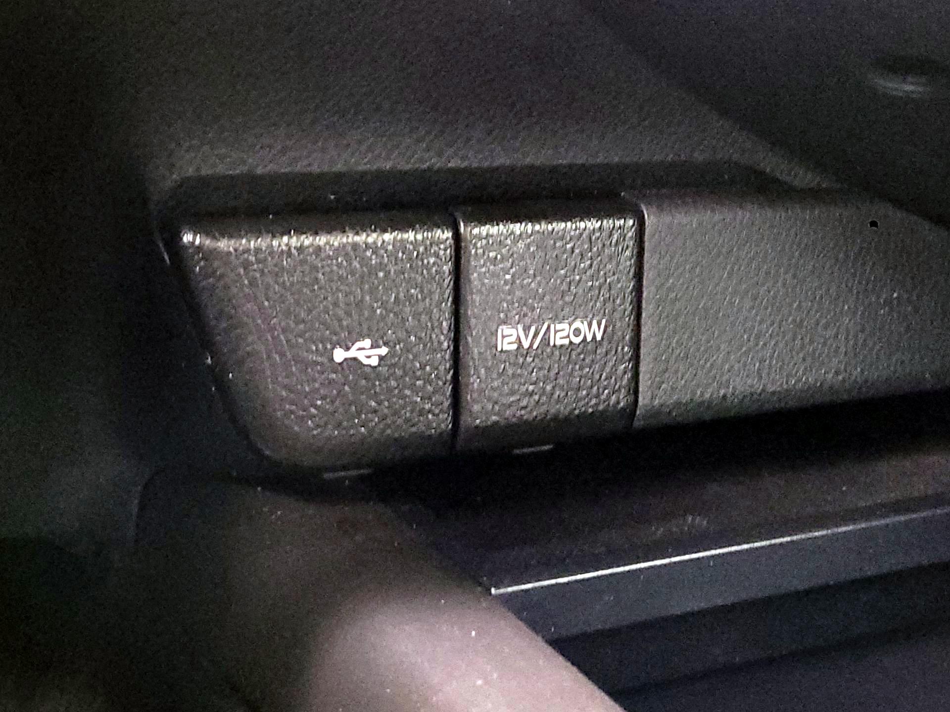 Thumbnail: 2023 Toyota Camry - 18