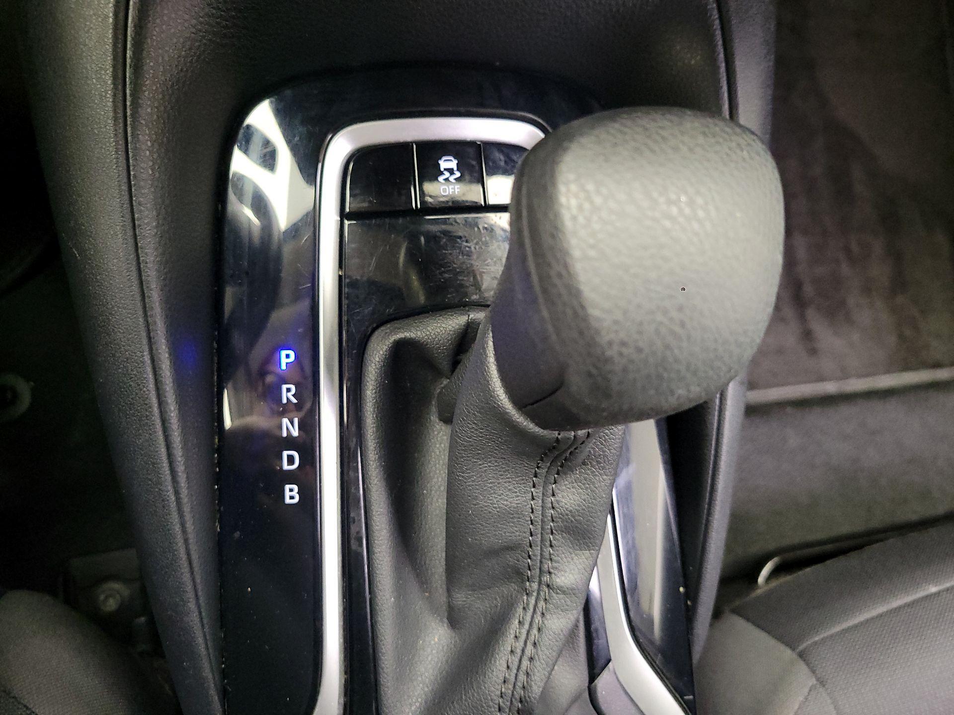 Thumbnail: 2024 Toyota Corolla - 16