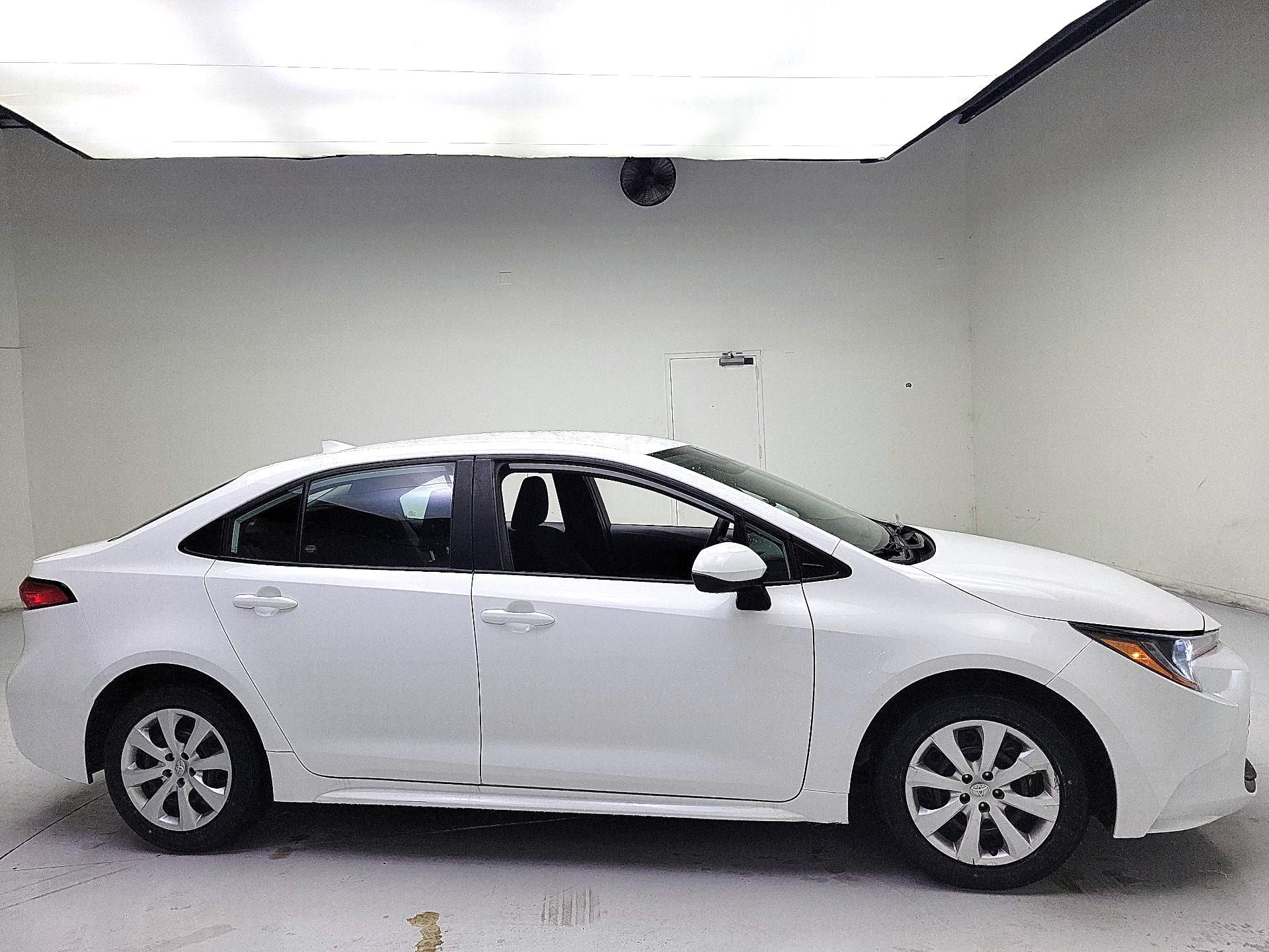 Thumbnail: 2024 Toyota Corolla - 4