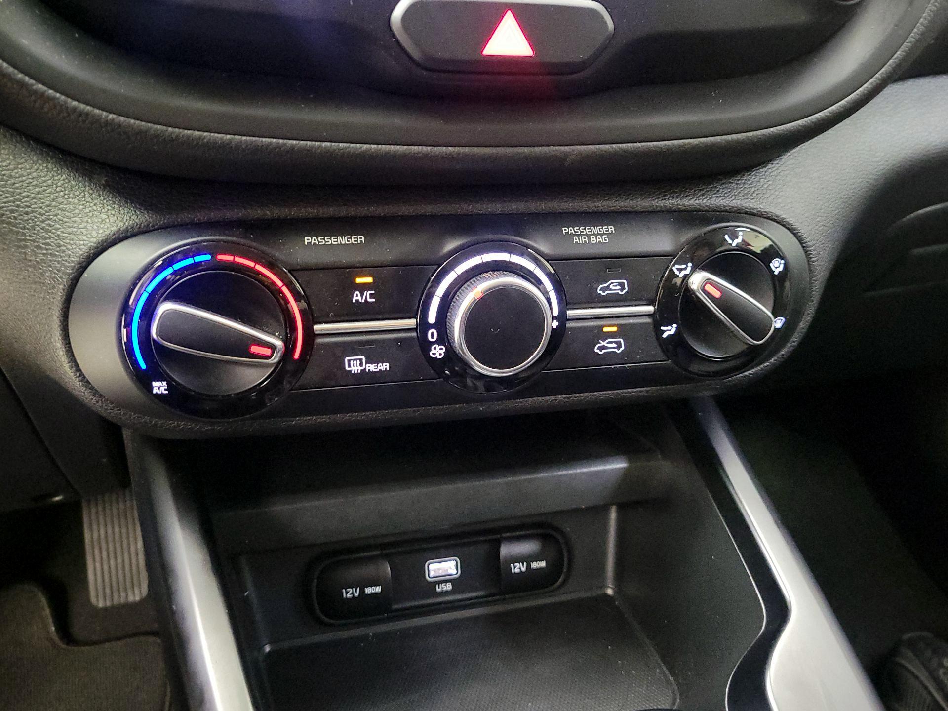 Thumbnail: 2023 Kia Soul - 16