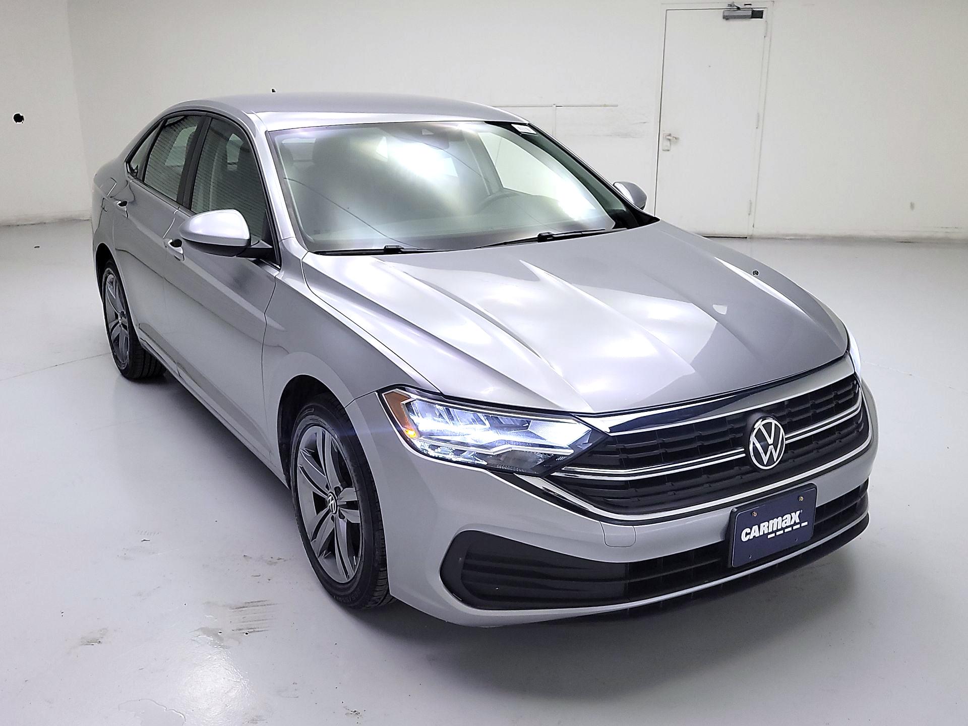 Thumbnail: 2024 Volkswagen Jetta - 1