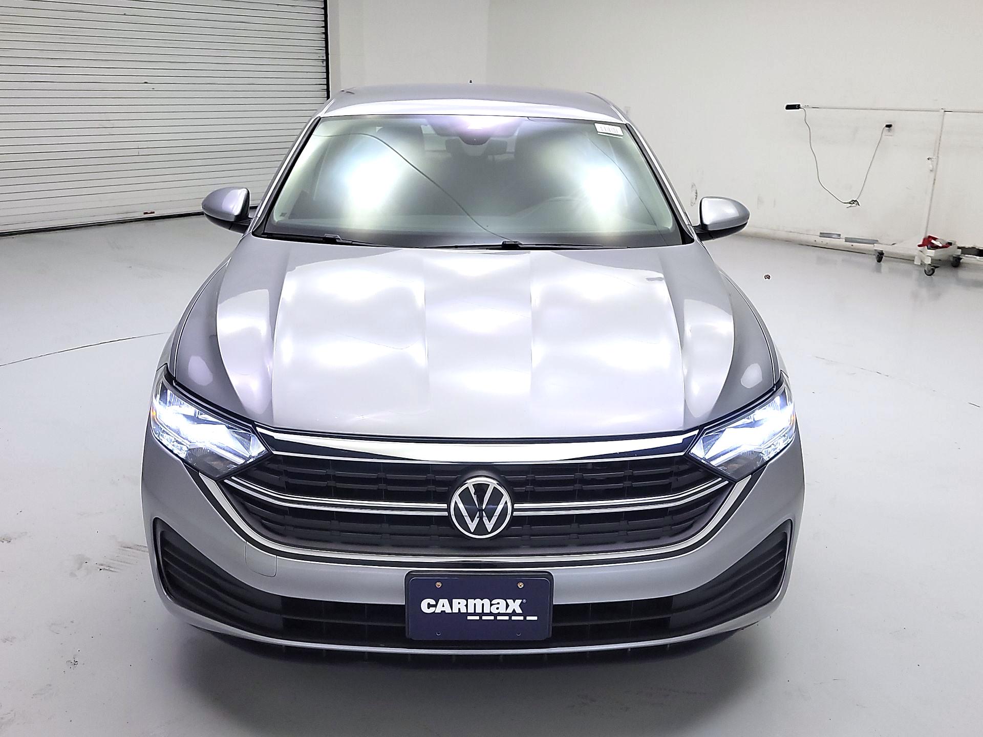 Thumbnail: 2024 Volkswagen Jetta - 2