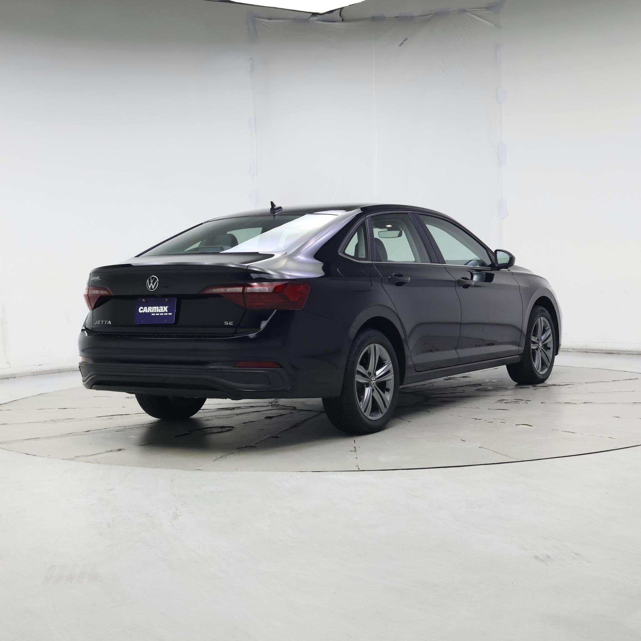 Thumbnail: 2024 Volkswagen Jetta - 8