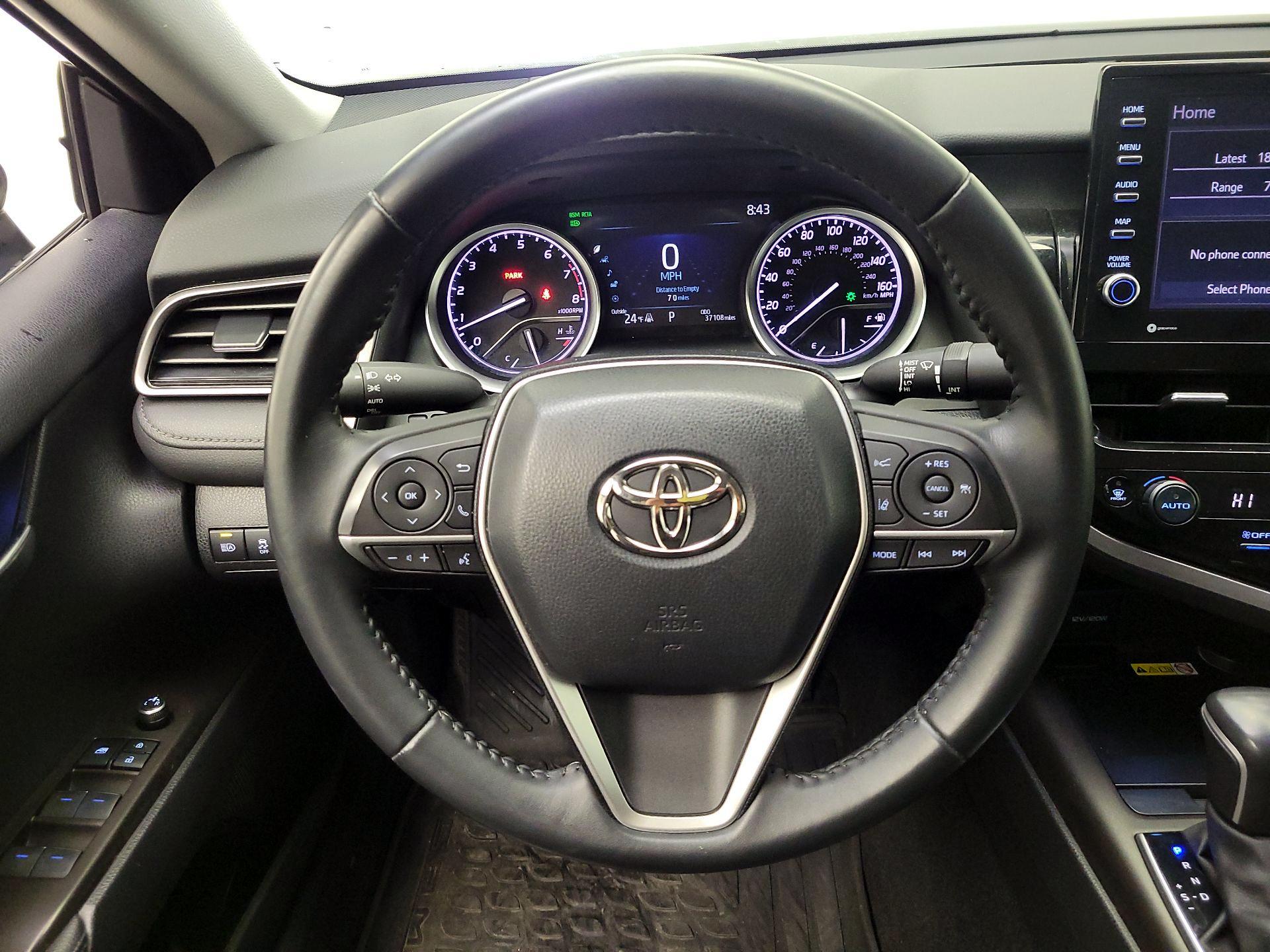 Thumbnail: 2022 Toyota Camry - 10