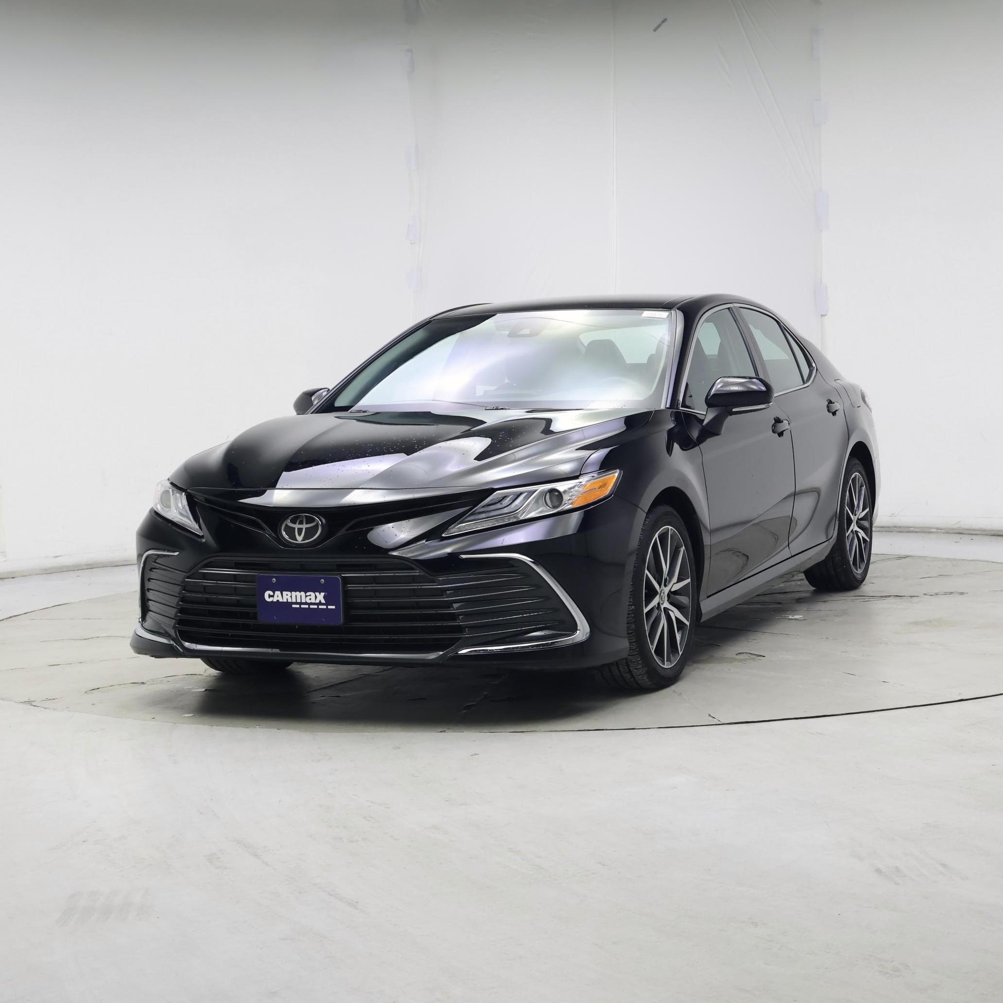 Thumbnail: 2022 Toyota Camry - 4