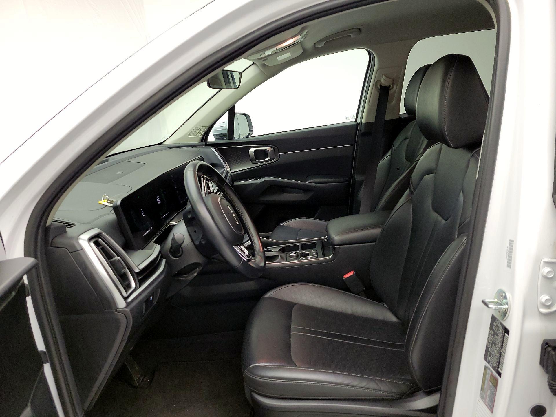 Thumbnail: 2024 Kia Sorento - 9