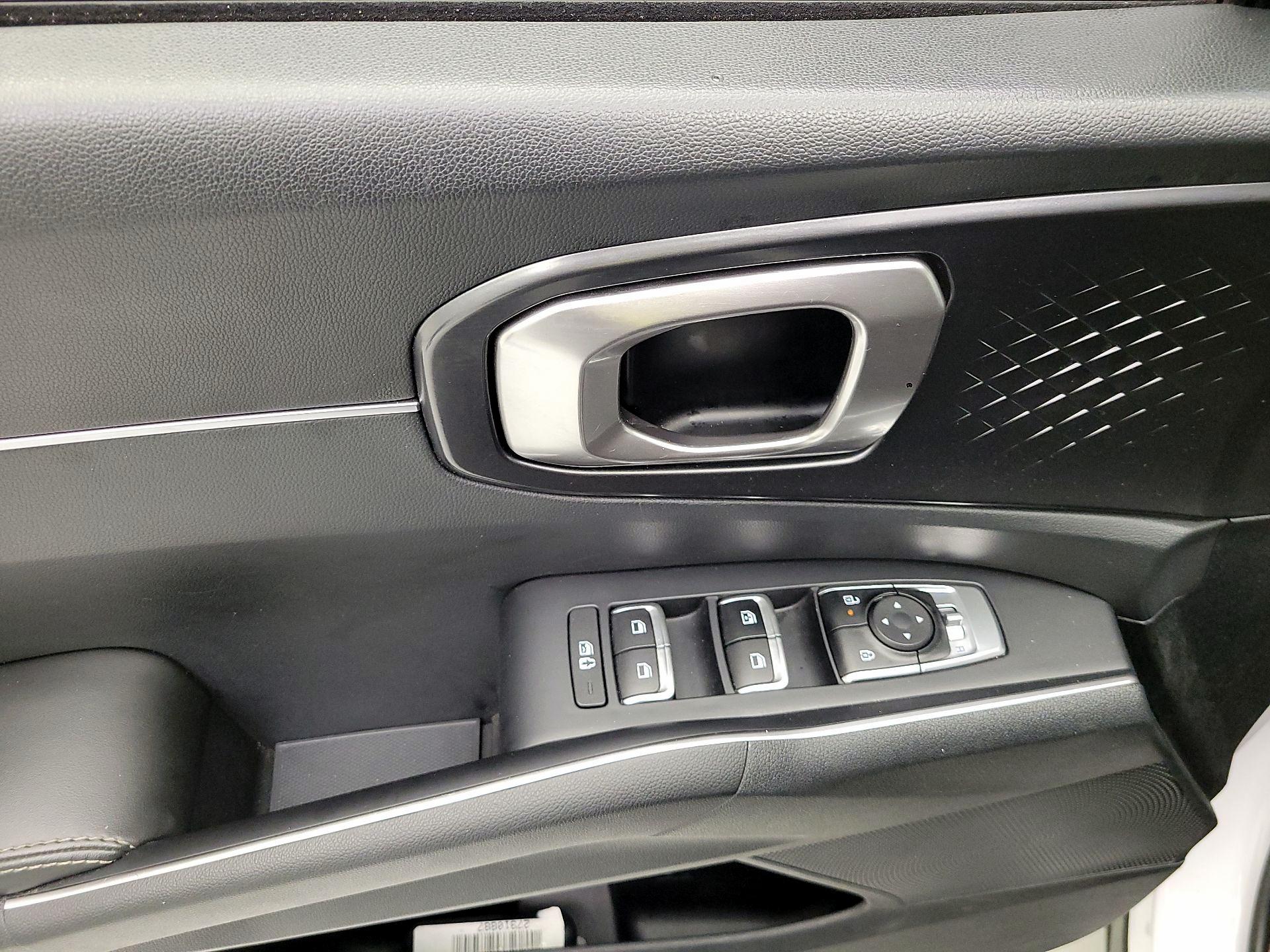 Thumbnail: 2024 Kia Sorento - 10