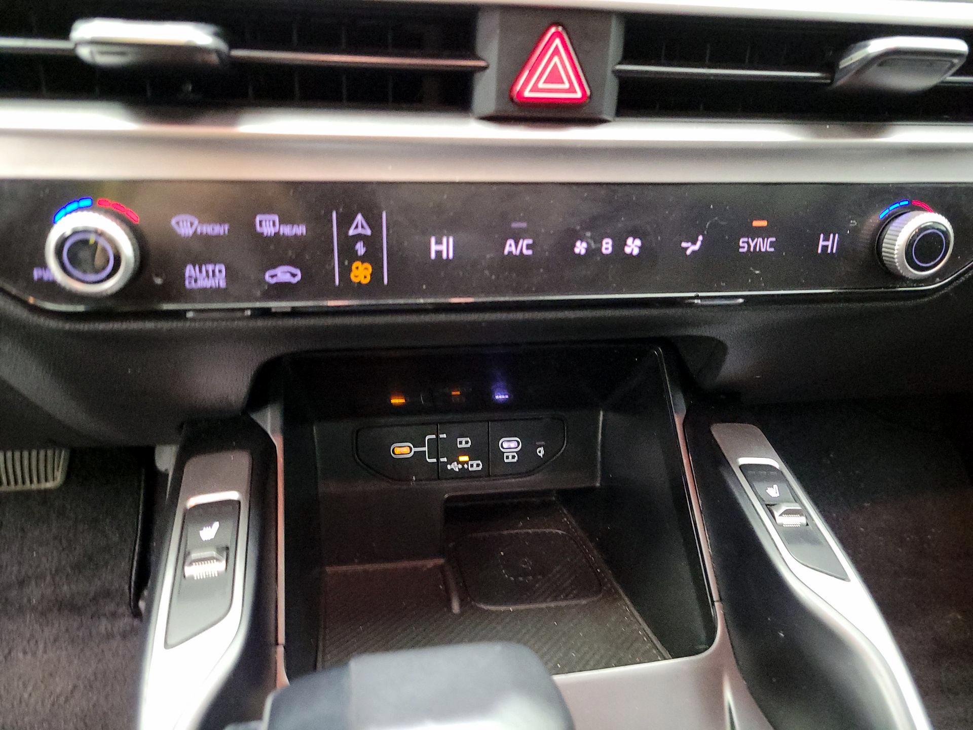 Thumbnail: 2024 Kia Sorento - 15