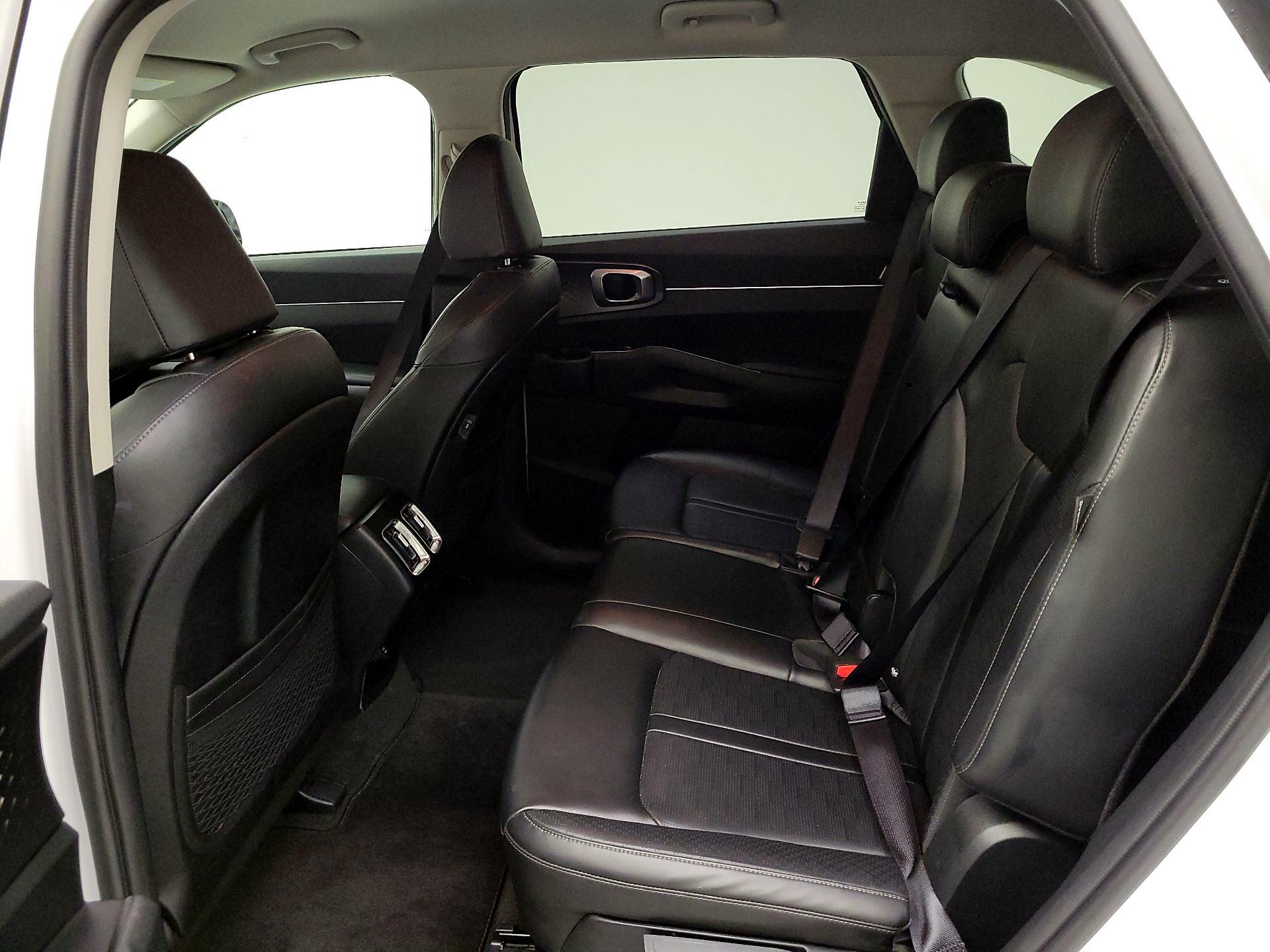 Thumbnail: 2024 Kia Sorento - 18