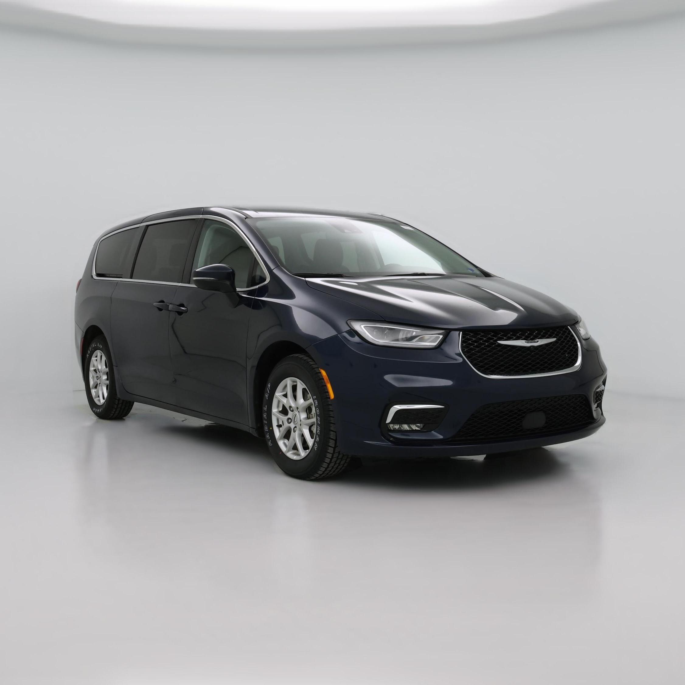 Thumbnail: 2023 Chrysler Pacifica - 1
