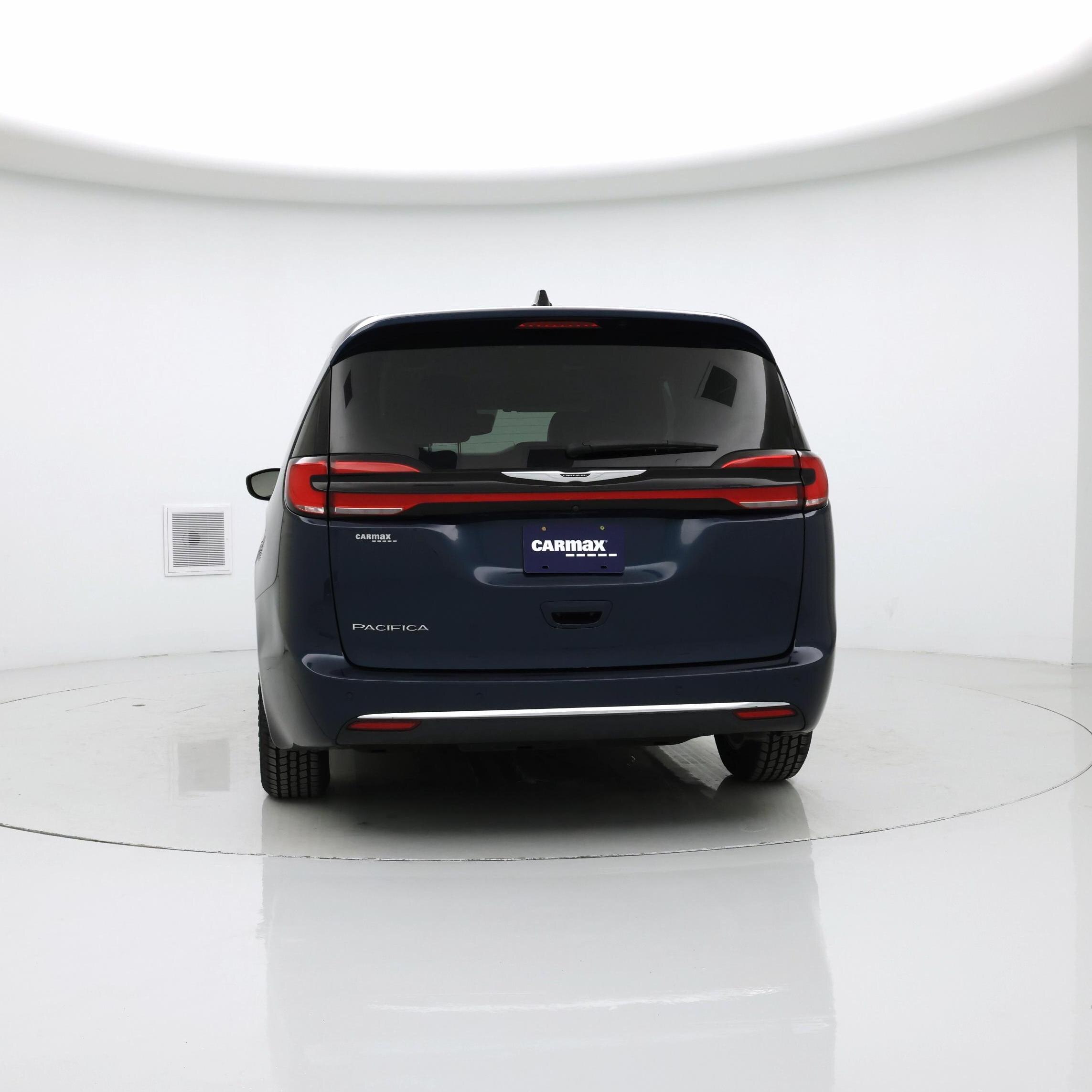 Thumbnail: 2023 Chrysler Pacifica - 6