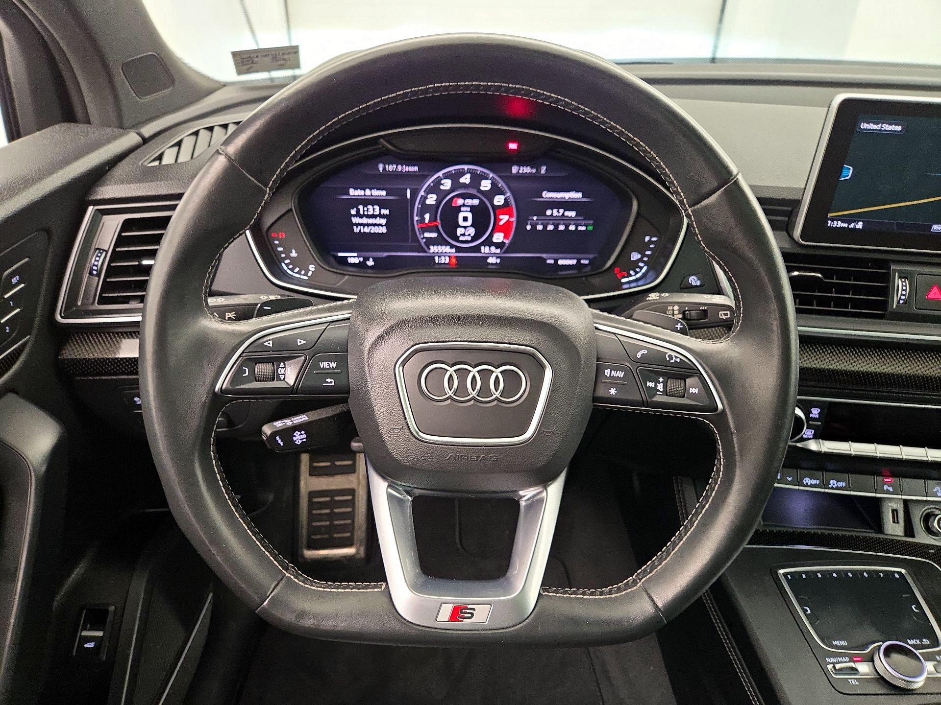 Thumbnail: 2020 Audi SQ5 - 10