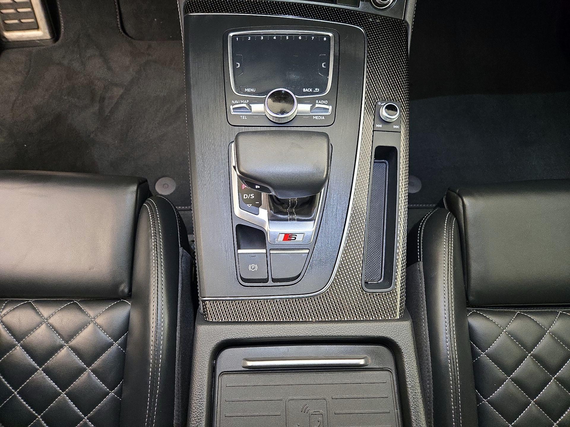 Thumbnail: 2020 Audi SQ5 - 18