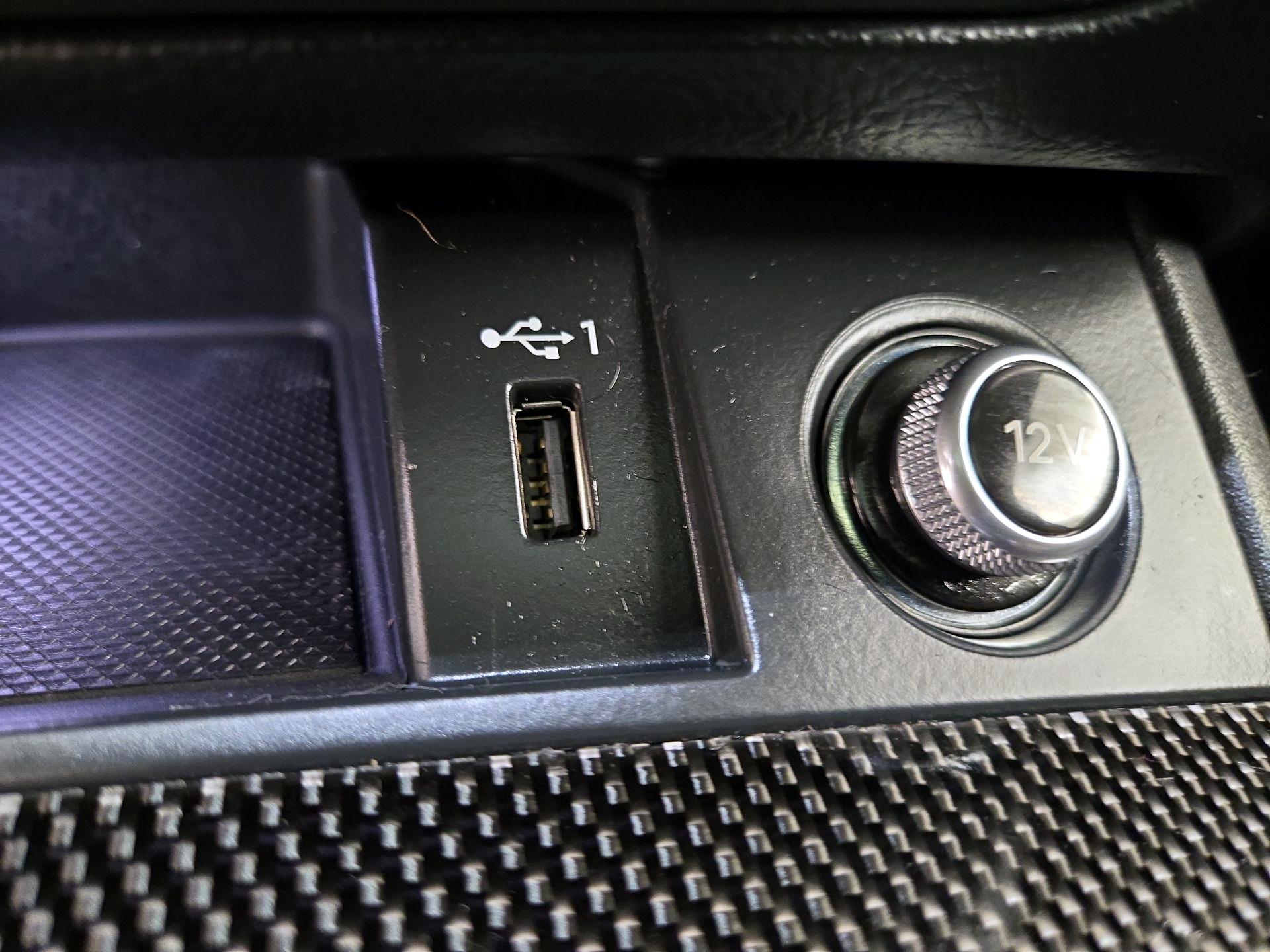 Thumbnail: 2020 Audi SQ5 - 19