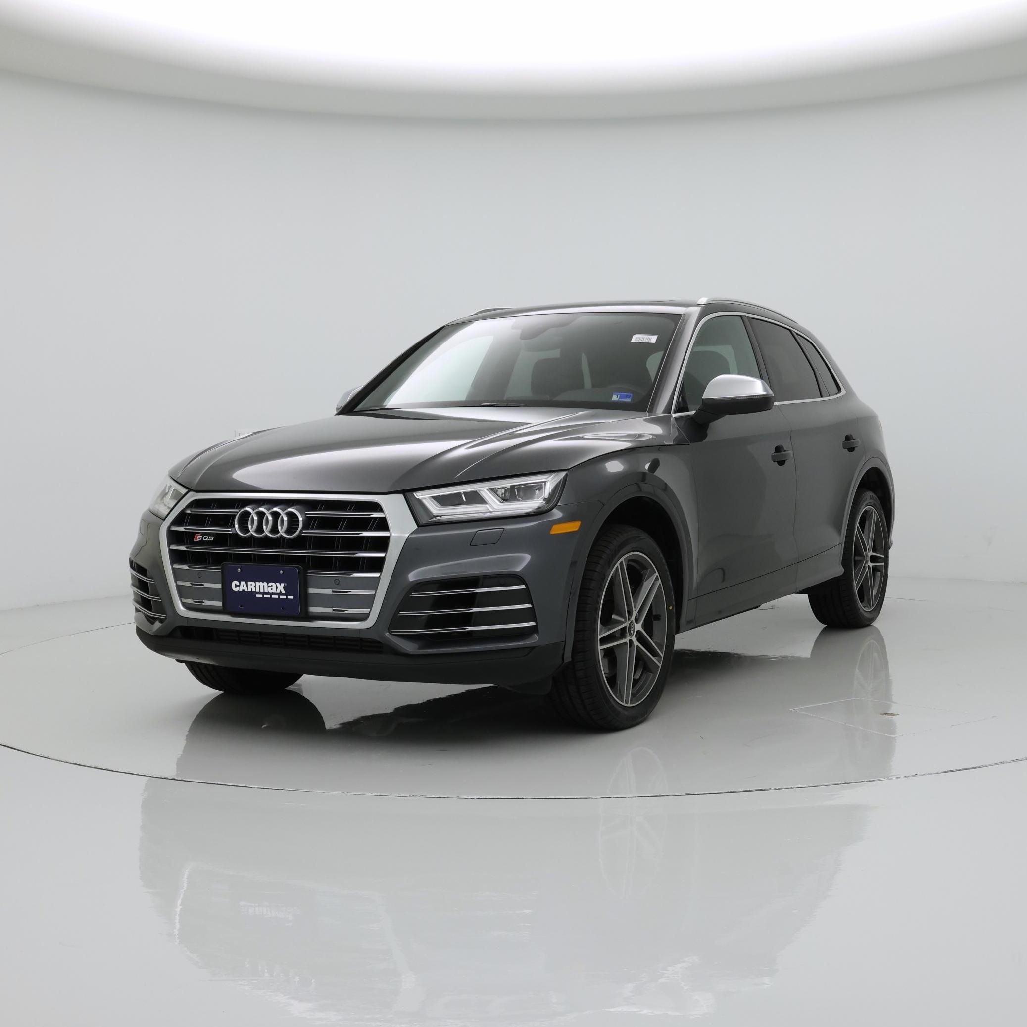 Thumbnail: 2020 Audi SQ5 - 4
