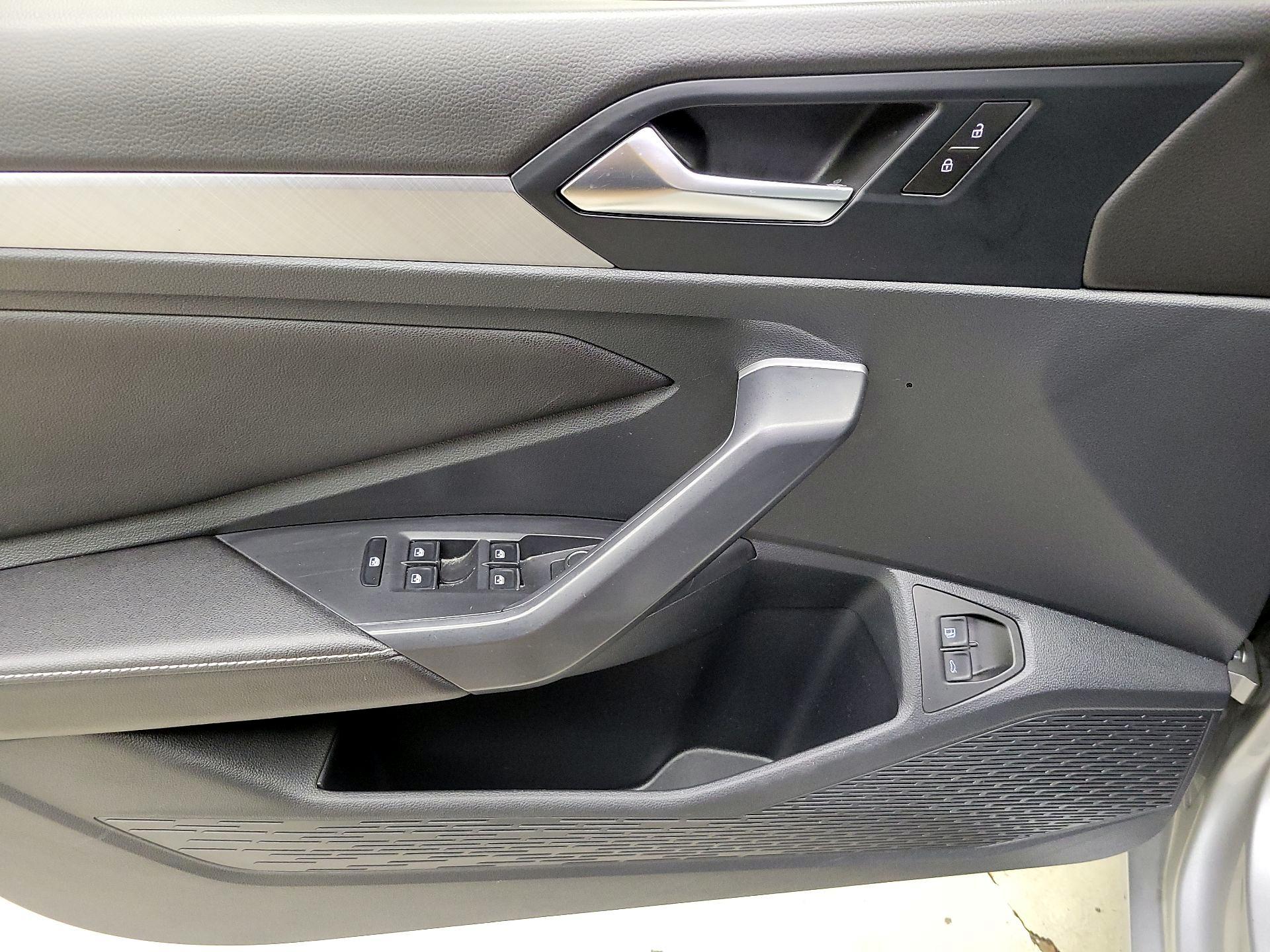 Thumbnail: 2024 Volkswagen Jetta - 12