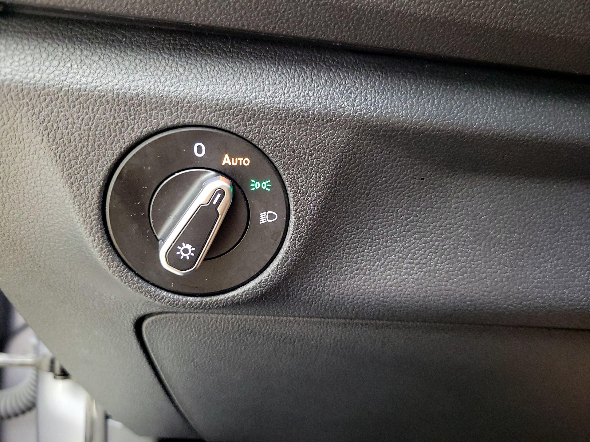 Thumbnail: 2024 Volkswagen Jetta - 13