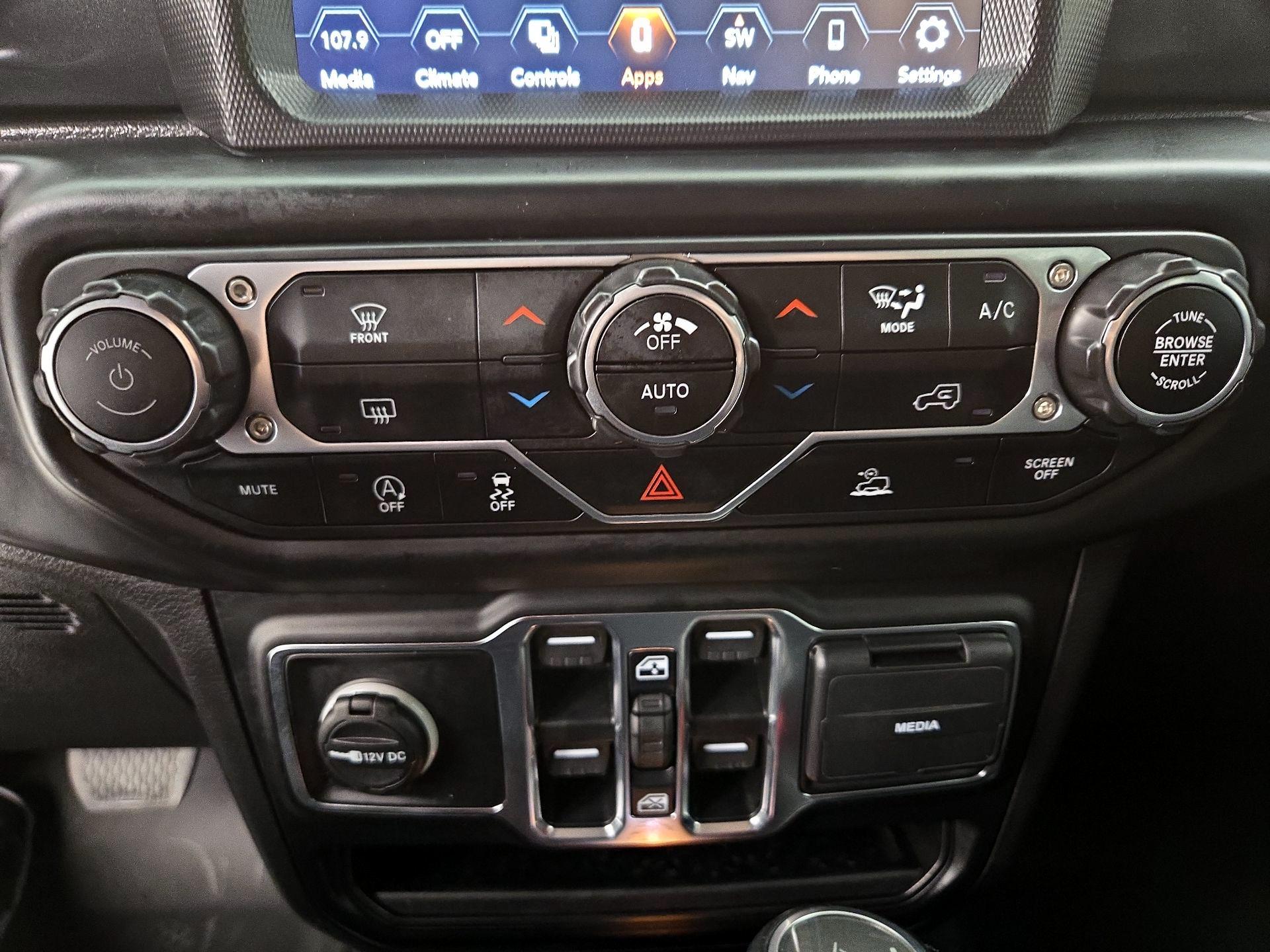 Thumbnail: 2023 Jeep Wrangler - 17