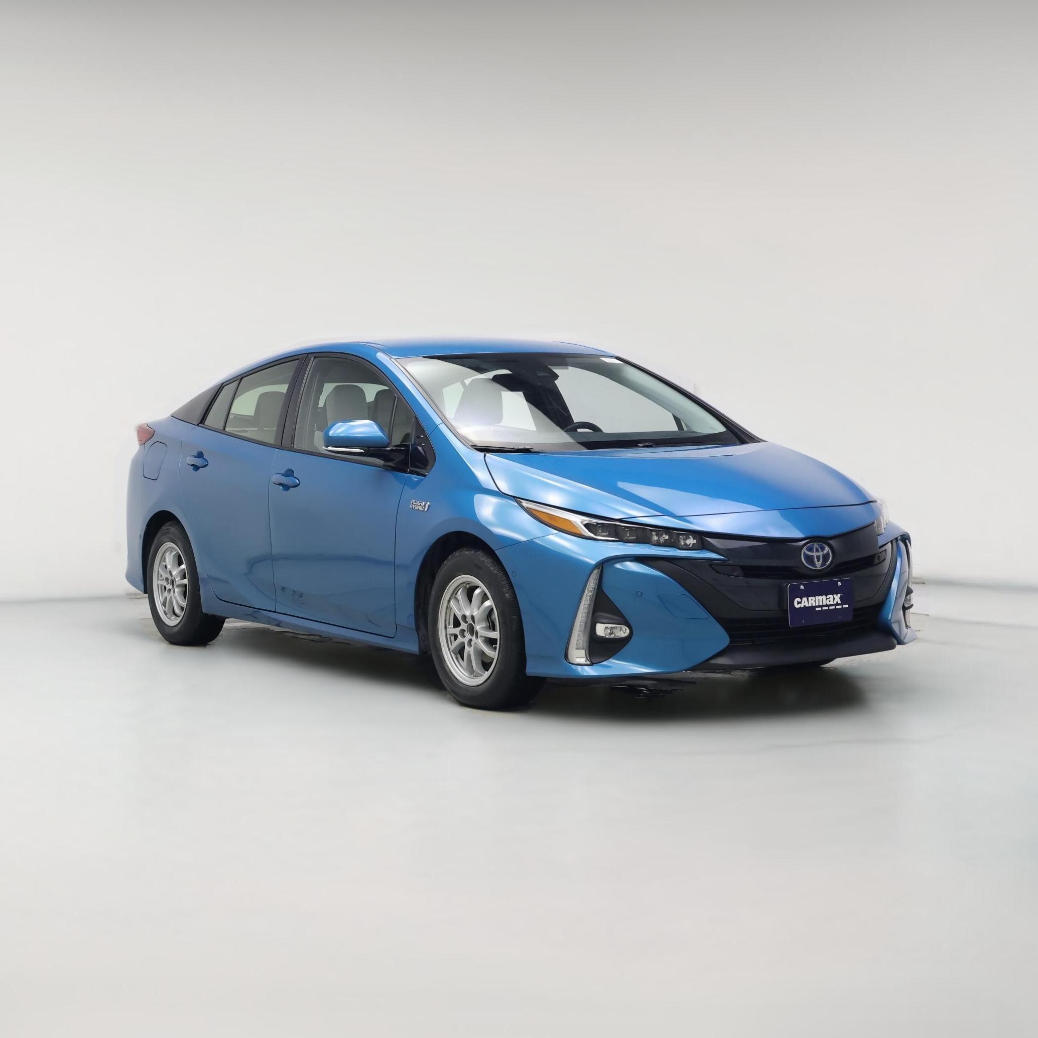 Thumbnail: 2017 Toyota Prius Prime - 1