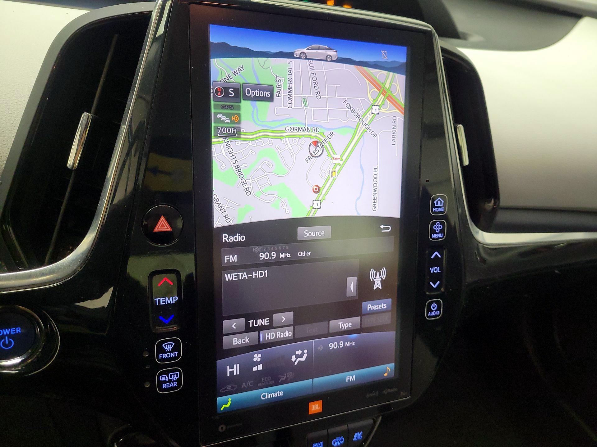 Thumbnail: 2017 Toyota Prius Prime - 14