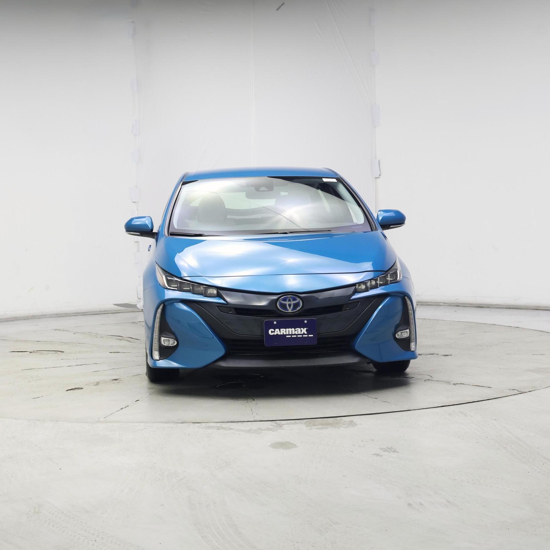Thumbnail: 2017 Toyota Prius Prime - 5