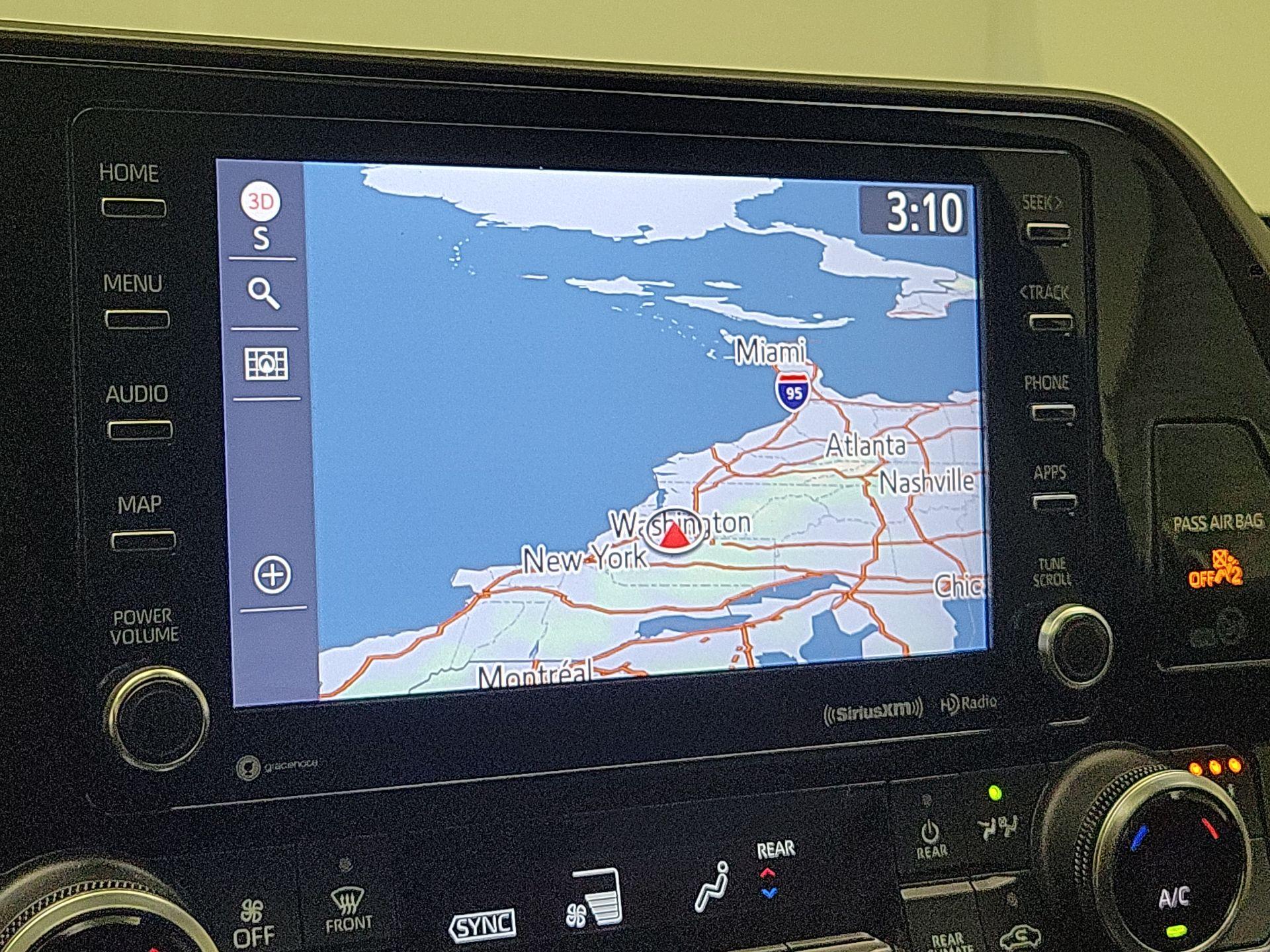 Thumbnail: 2022 Toyota Highlander - 14