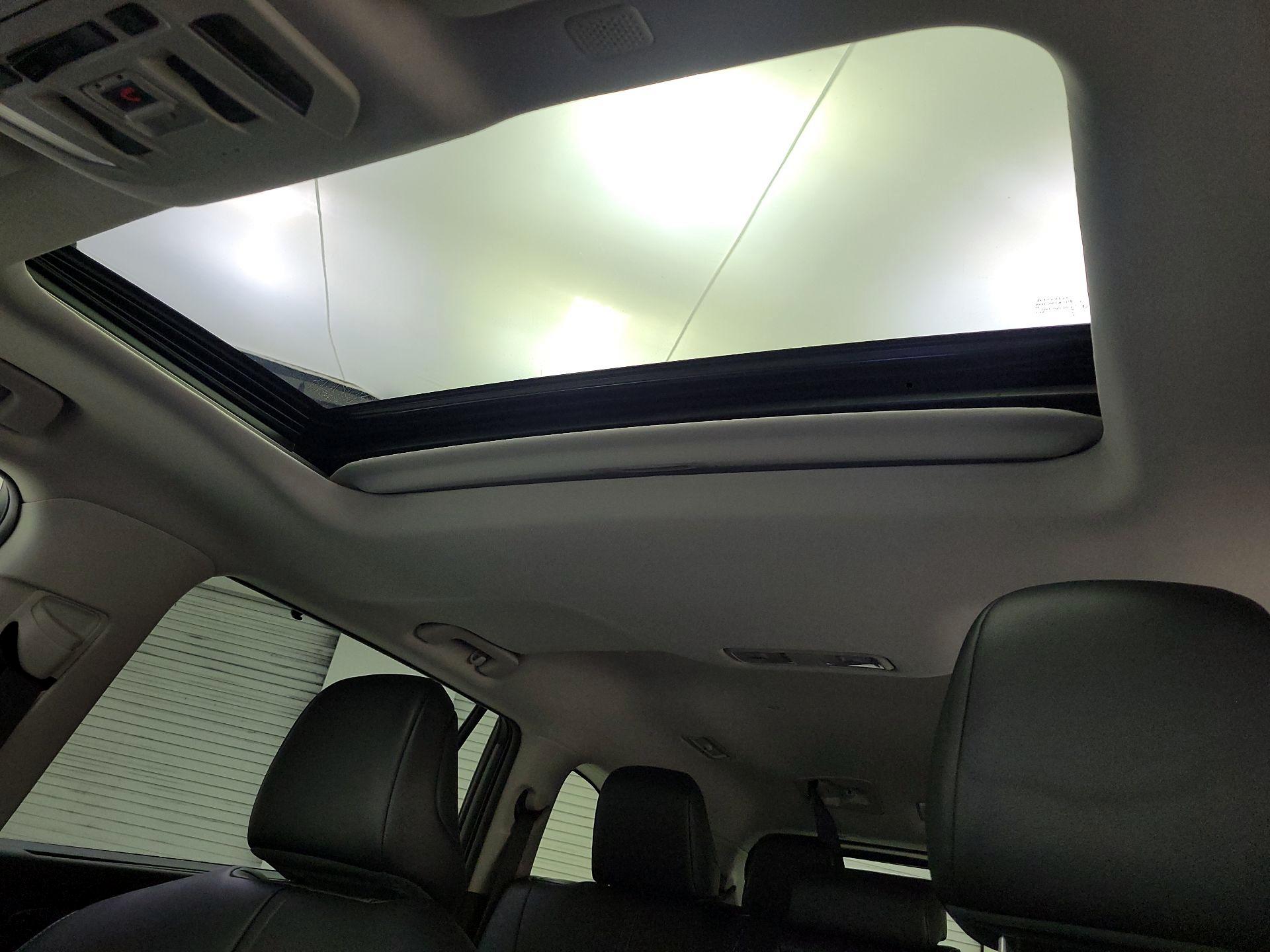 Thumbnail: 2022 Toyota Highlander - 20