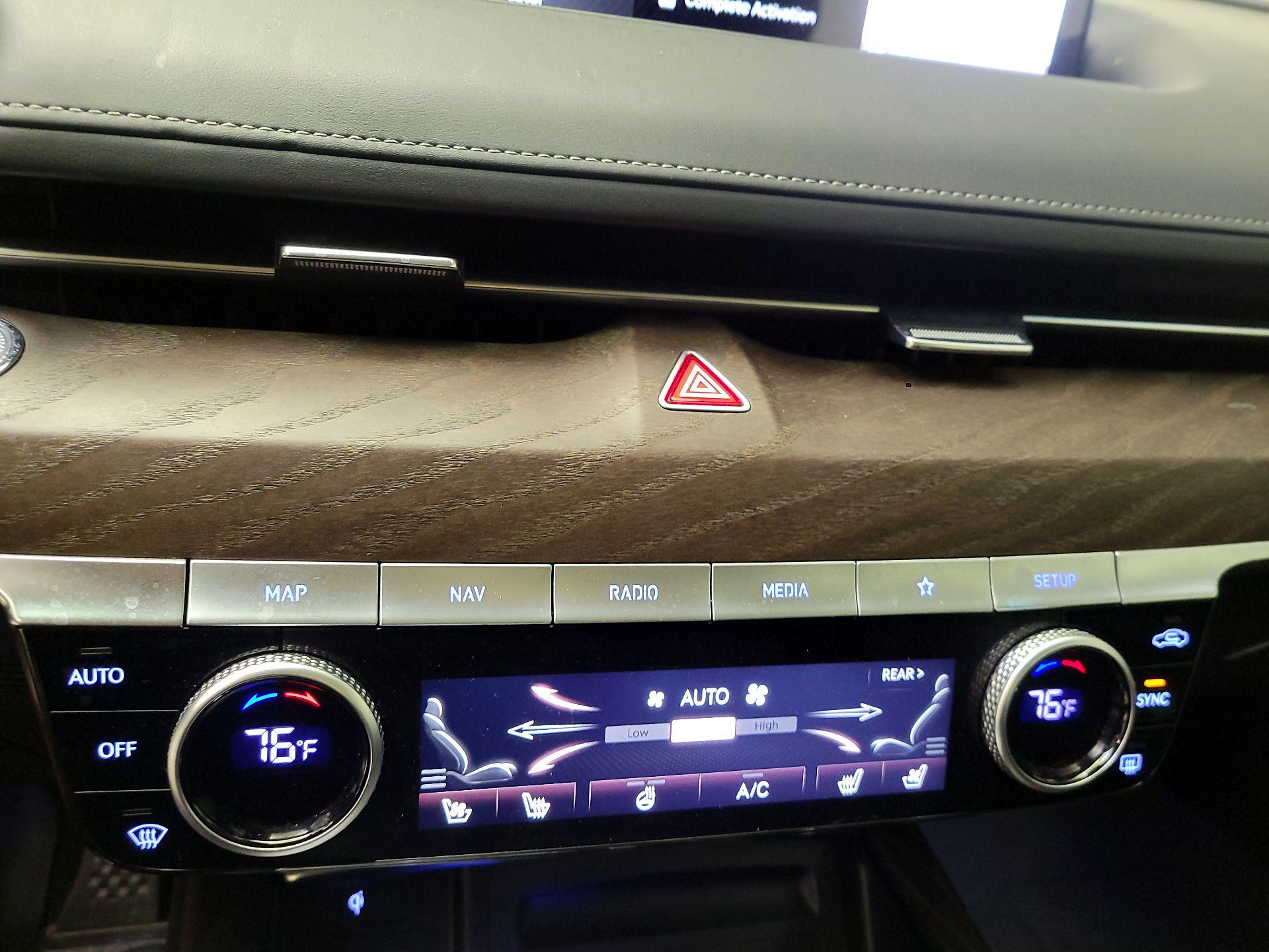 Thumbnail: 2022 Genesis G80 - 16