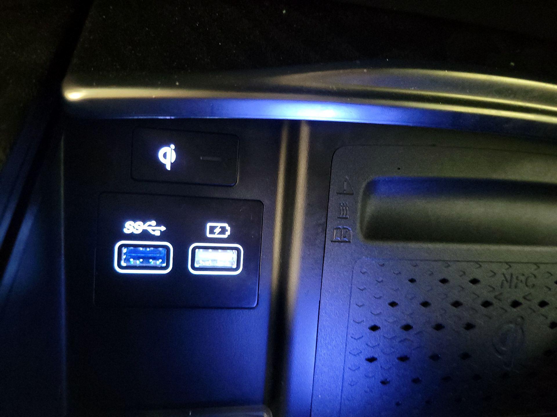 Thumbnail: 2022 Genesis G80 - 18