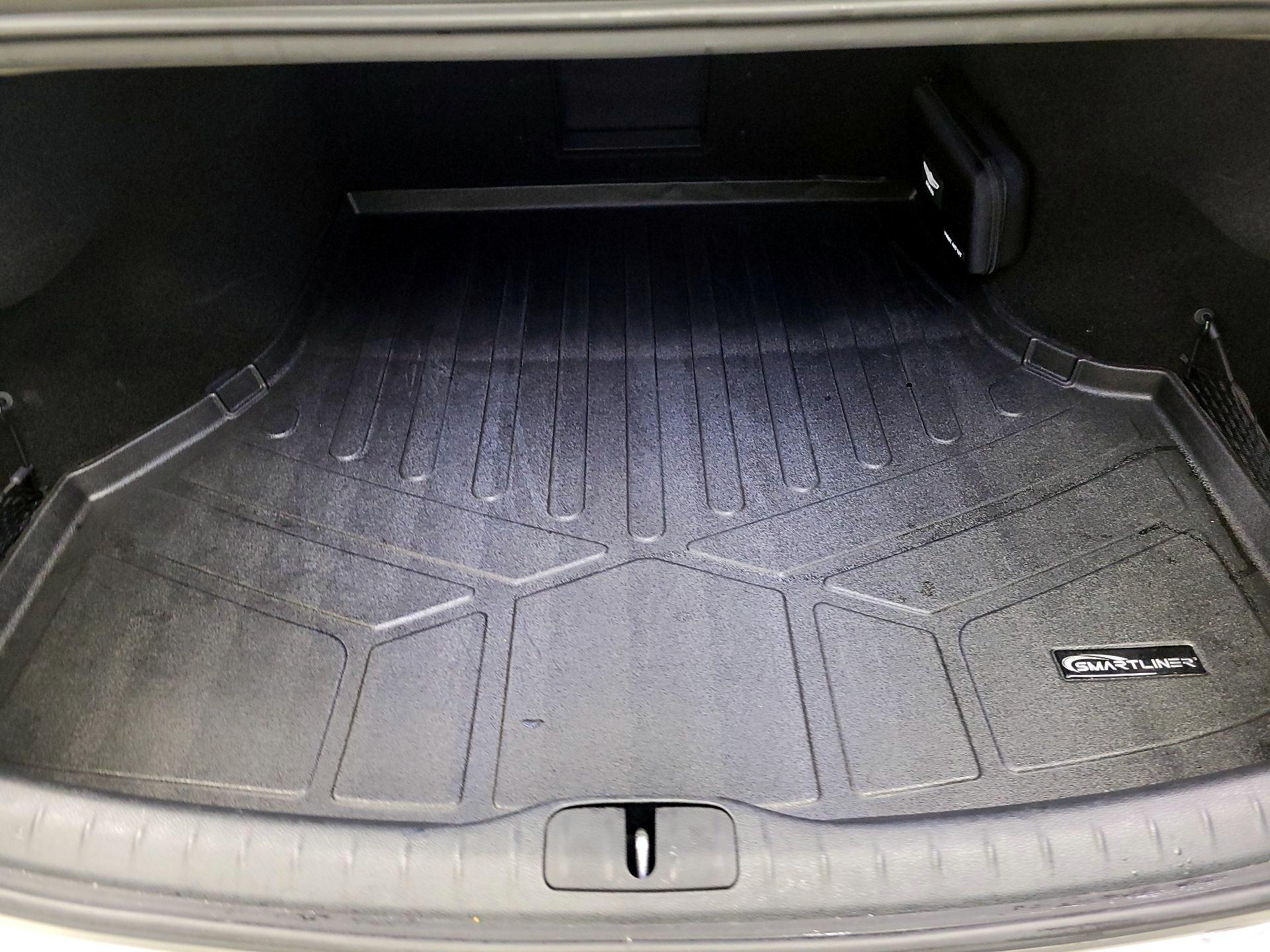 Thumbnail: 2022 Genesis G80 - 20