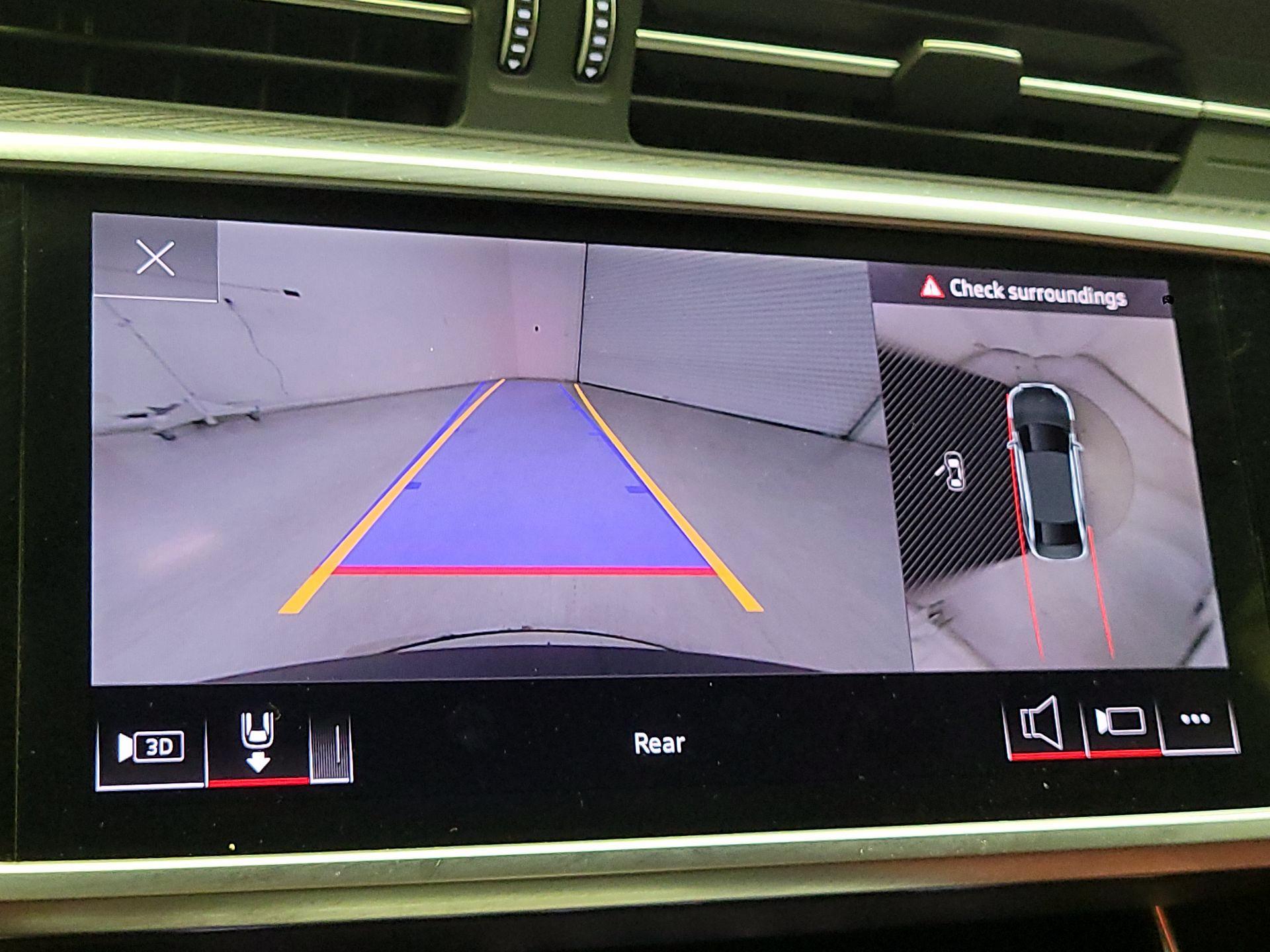 Thumbnail: 2022 Audi S6 - 15