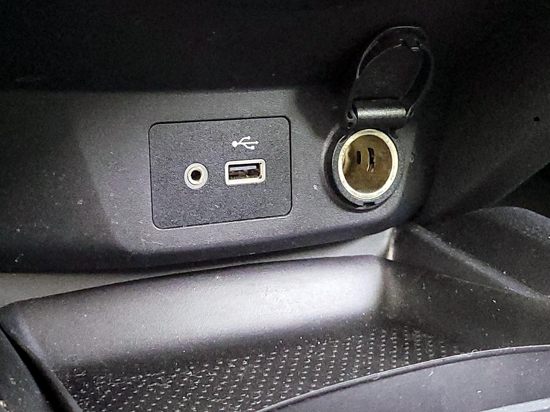 Thumbnail: 2019 Nissan Rogue - 16