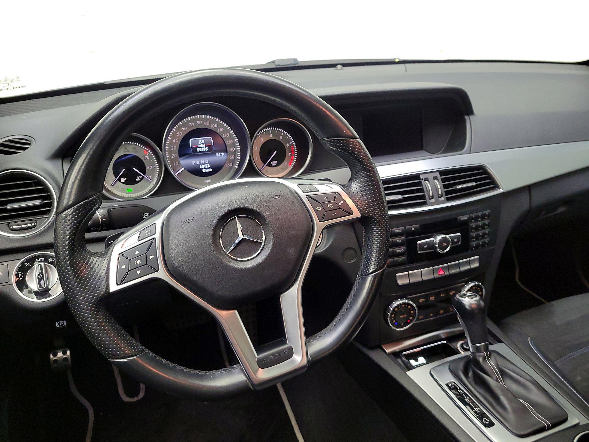 Thumbnail: 2015 Mercedes-Benz C-Class - 10