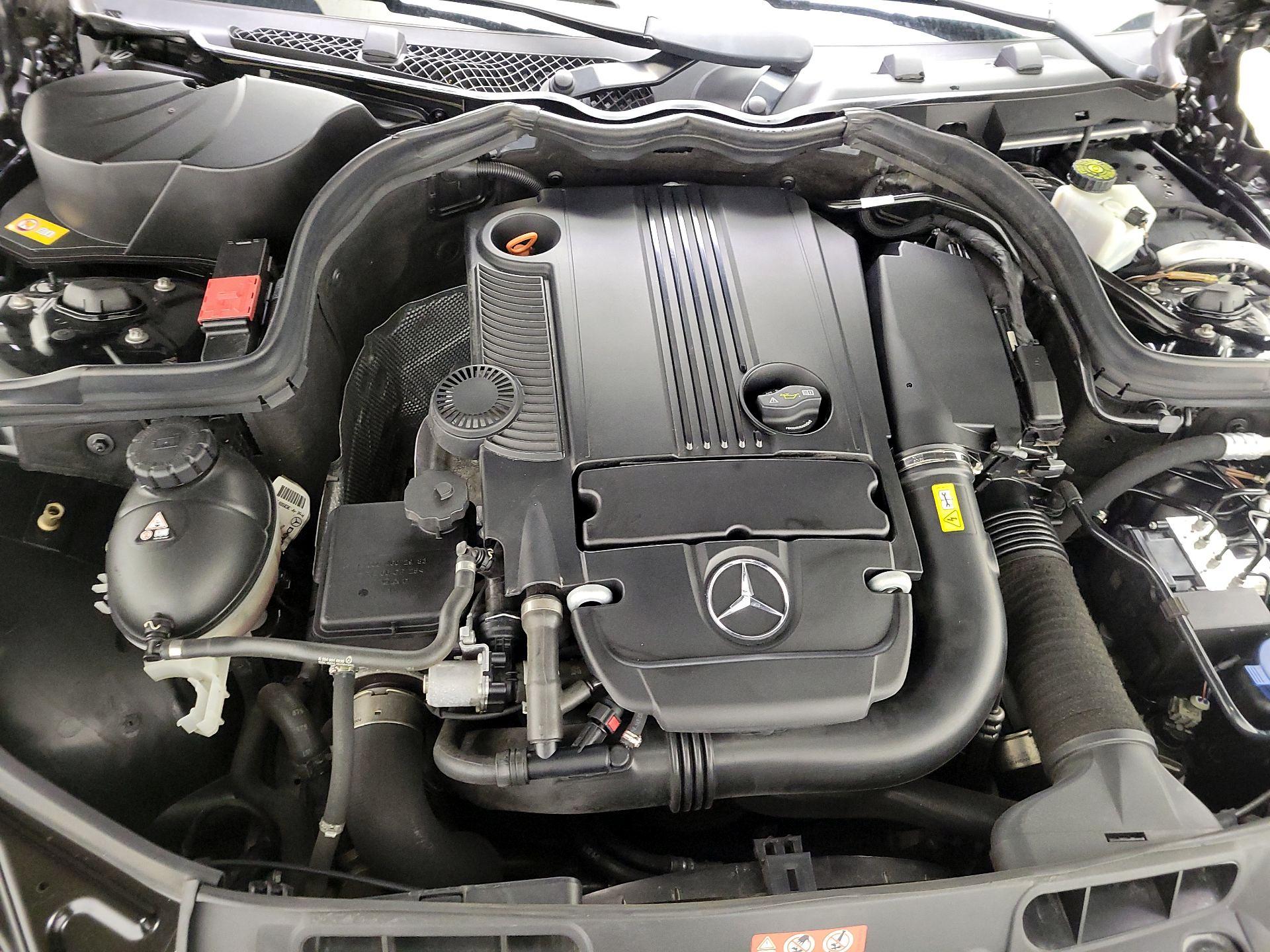 Thumbnail: 2015 Mercedes-Benz C-Class - 19