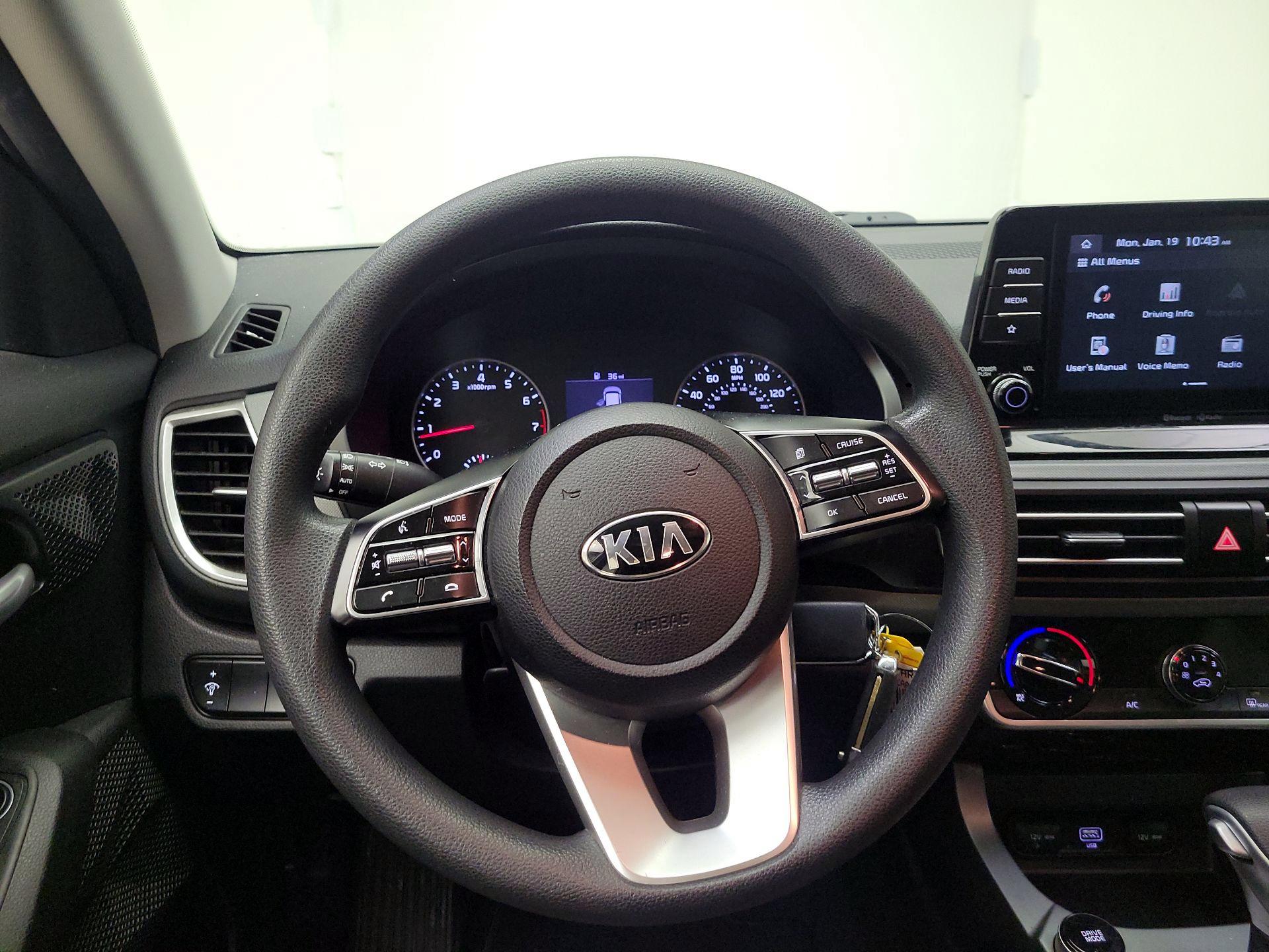 Thumbnail: 2021 Kia Seltos - 10