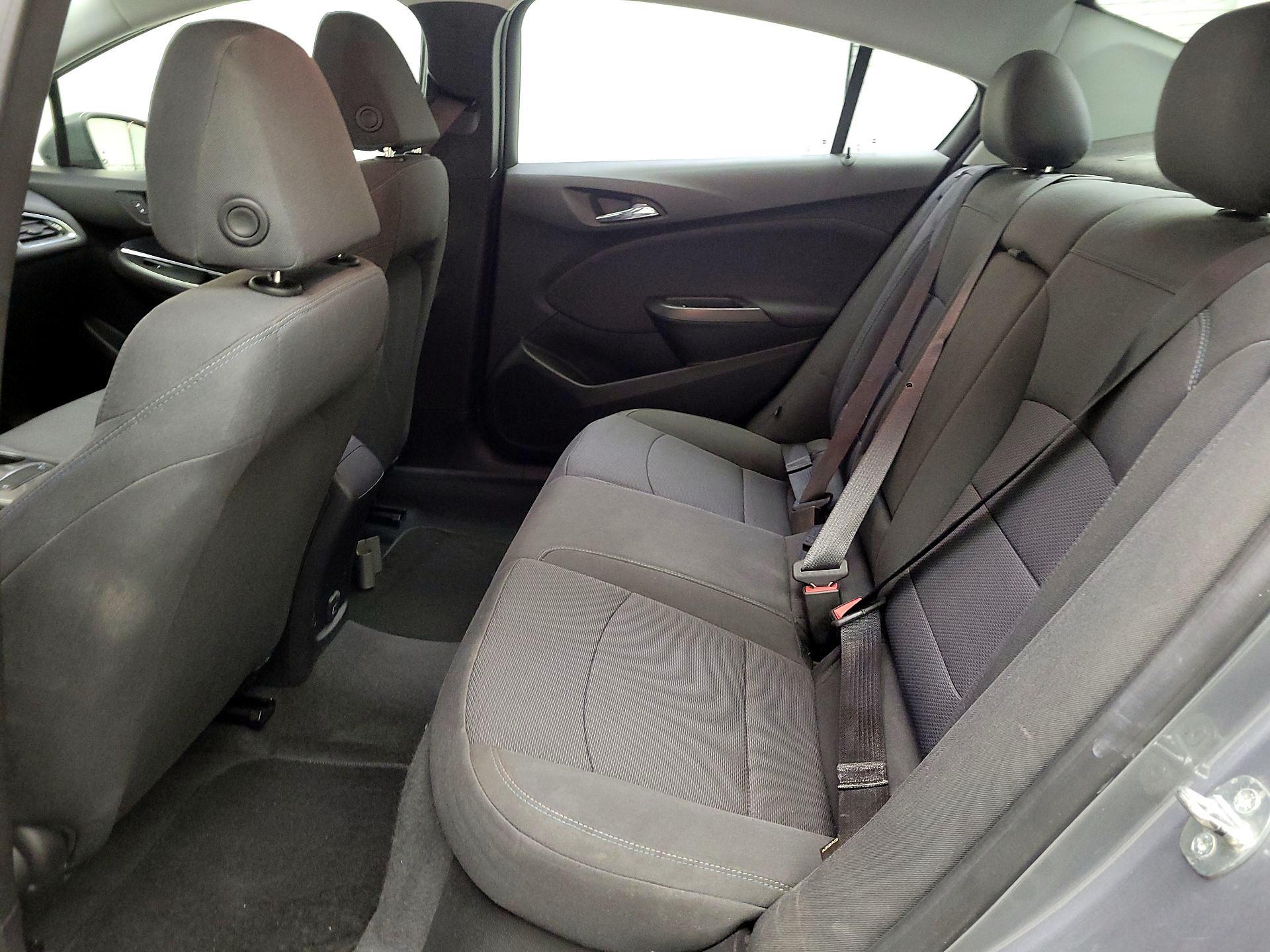 Thumbnail: 2019 Chevrolet Cruze - 19