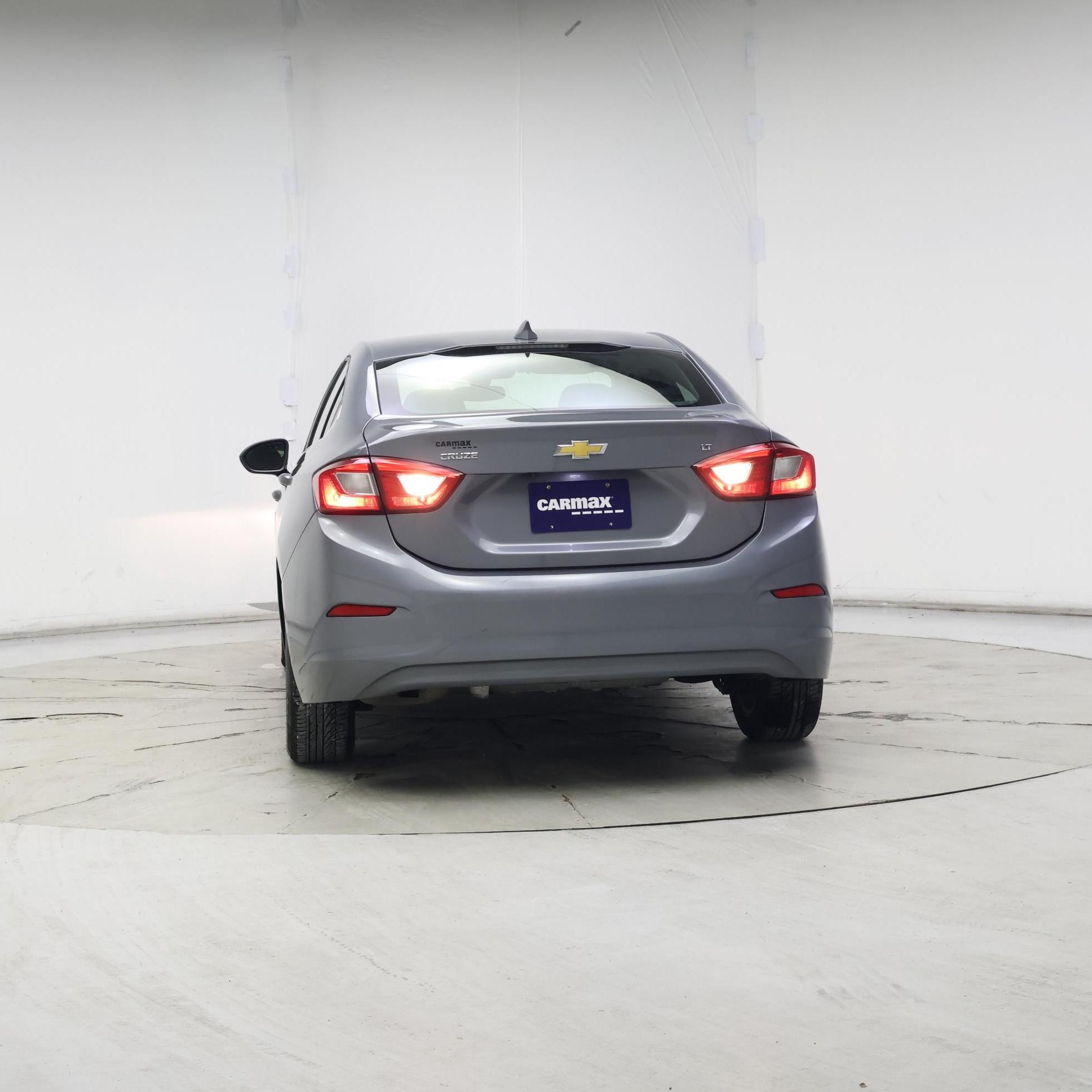 Thumbnail: 2019 Chevrolet Cruze - 6